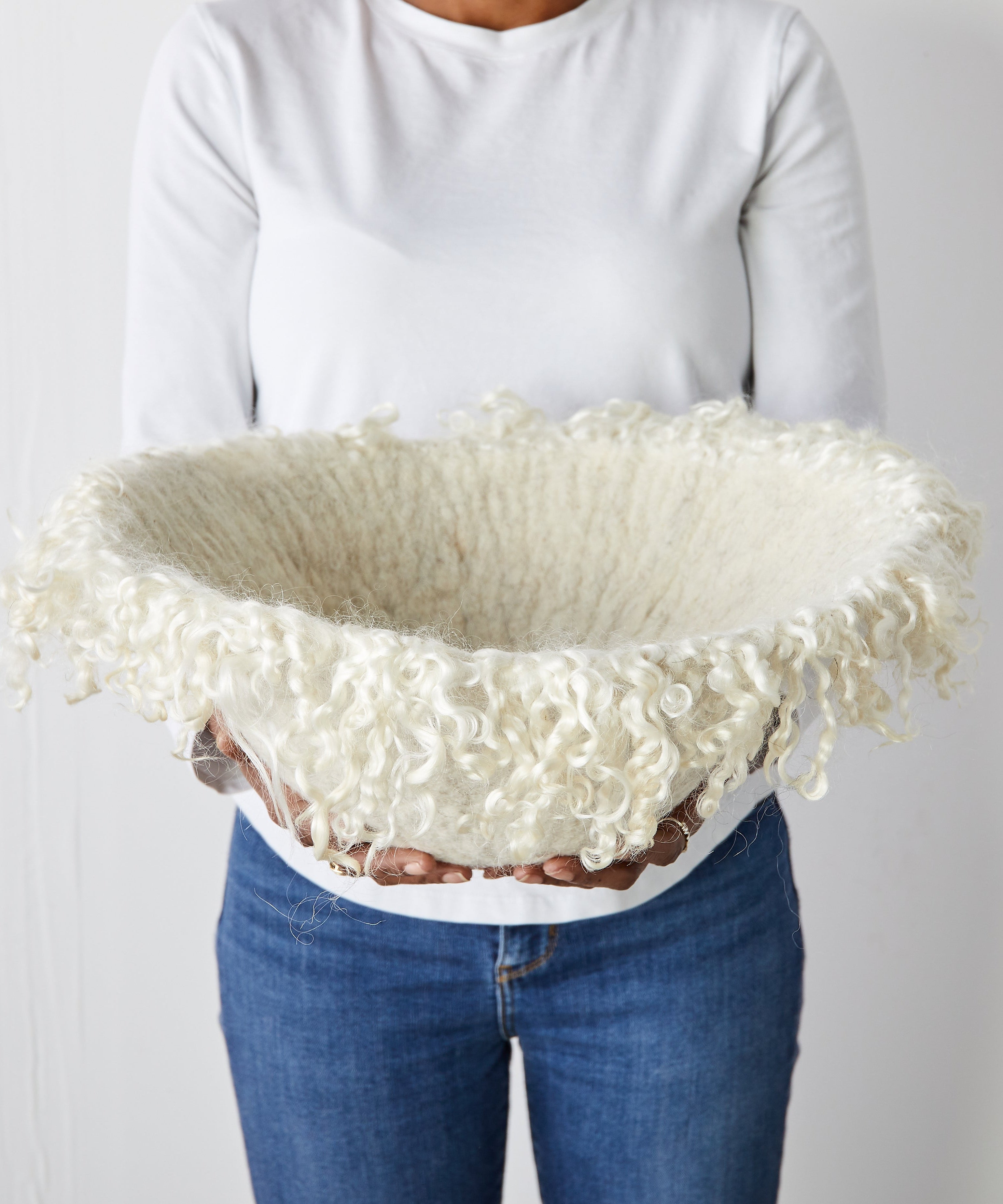 Fringed Skirt Decorative Wool Natural Bowl