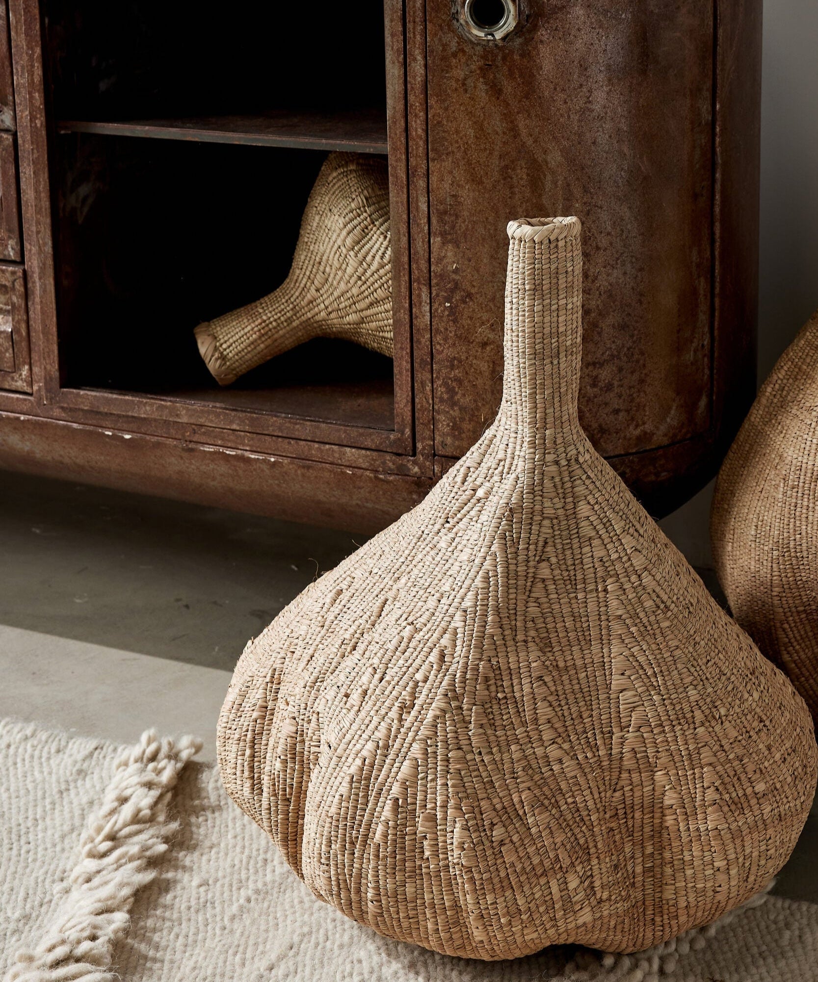 Long-Necked Ilala Garlic Gourd Basket
