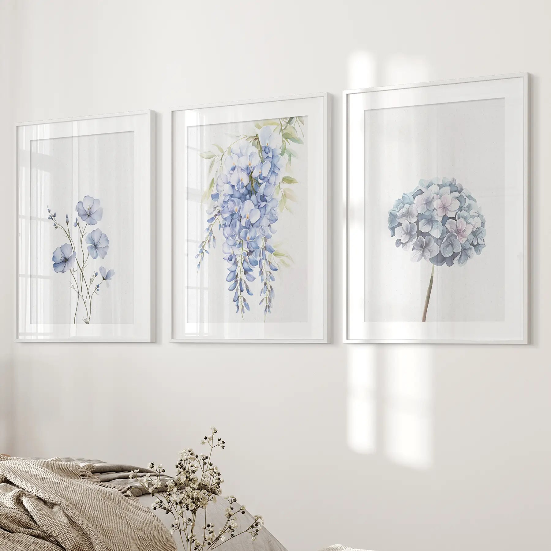 3er Set Blaue minimalistische Aquarell Blumen-Kunstdrucke