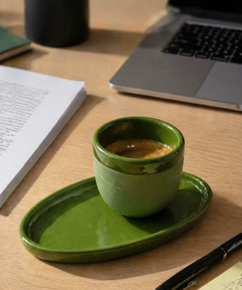 Handgemachte Espressotasse aus Porzellan