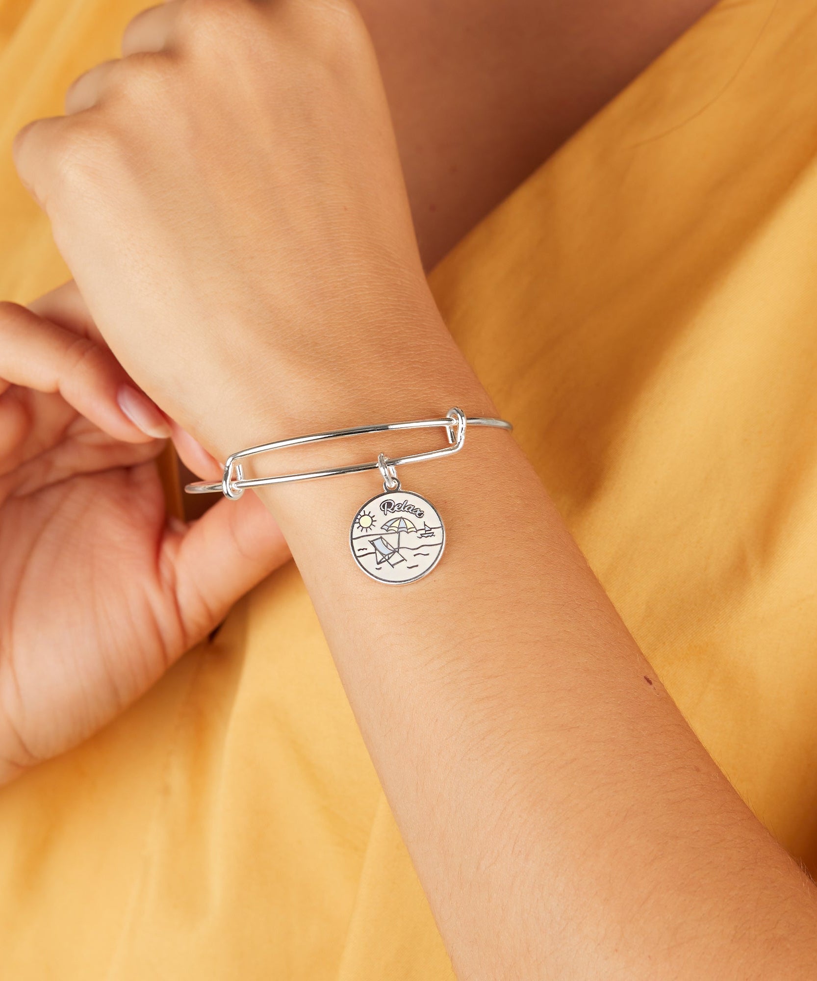 'Happy Retirement' Charm Bangle