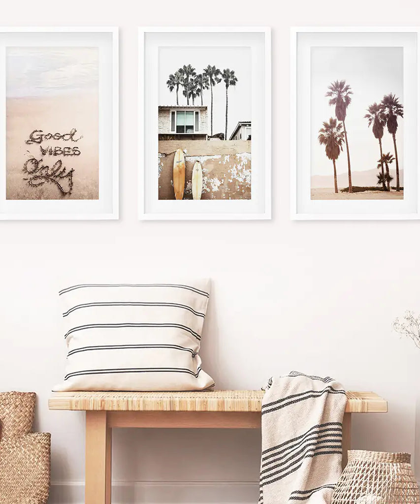 Boho-Stil Wanddekoration für den Küstenbereich. Good Vibes, Palmen, Surfen
