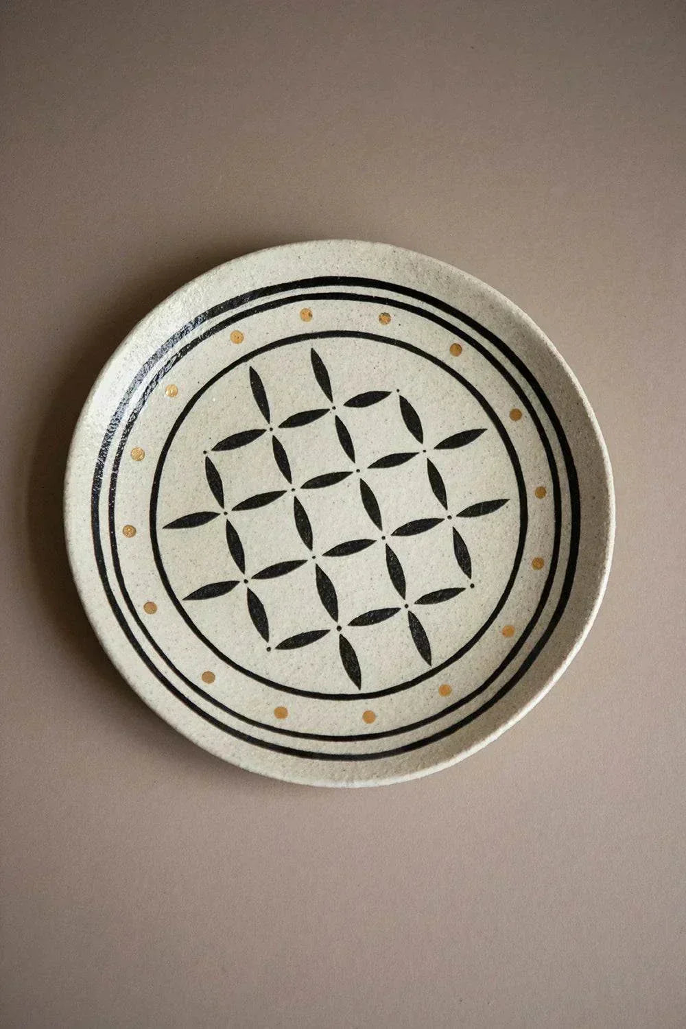 Hand Painted Stoneware Dinner Plate: Handmade Heritage Collection