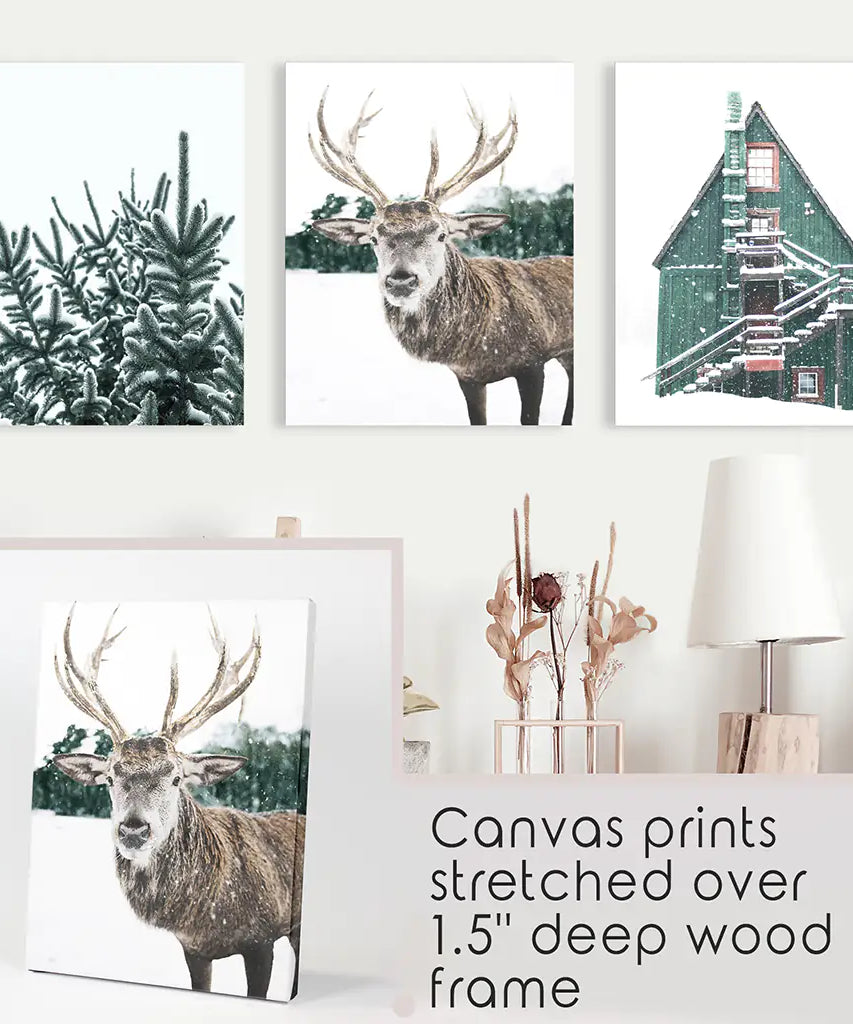 Rustikales Weihnachts-Wandkunst-Set. Bäume, Hirsche, grüne Blockhütte