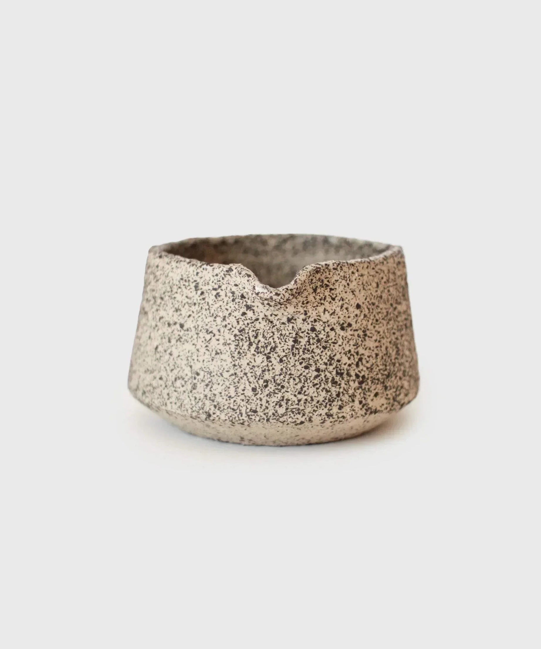 Handgefertigte Steingut-Matcha-Schale – Oats-Kollektion