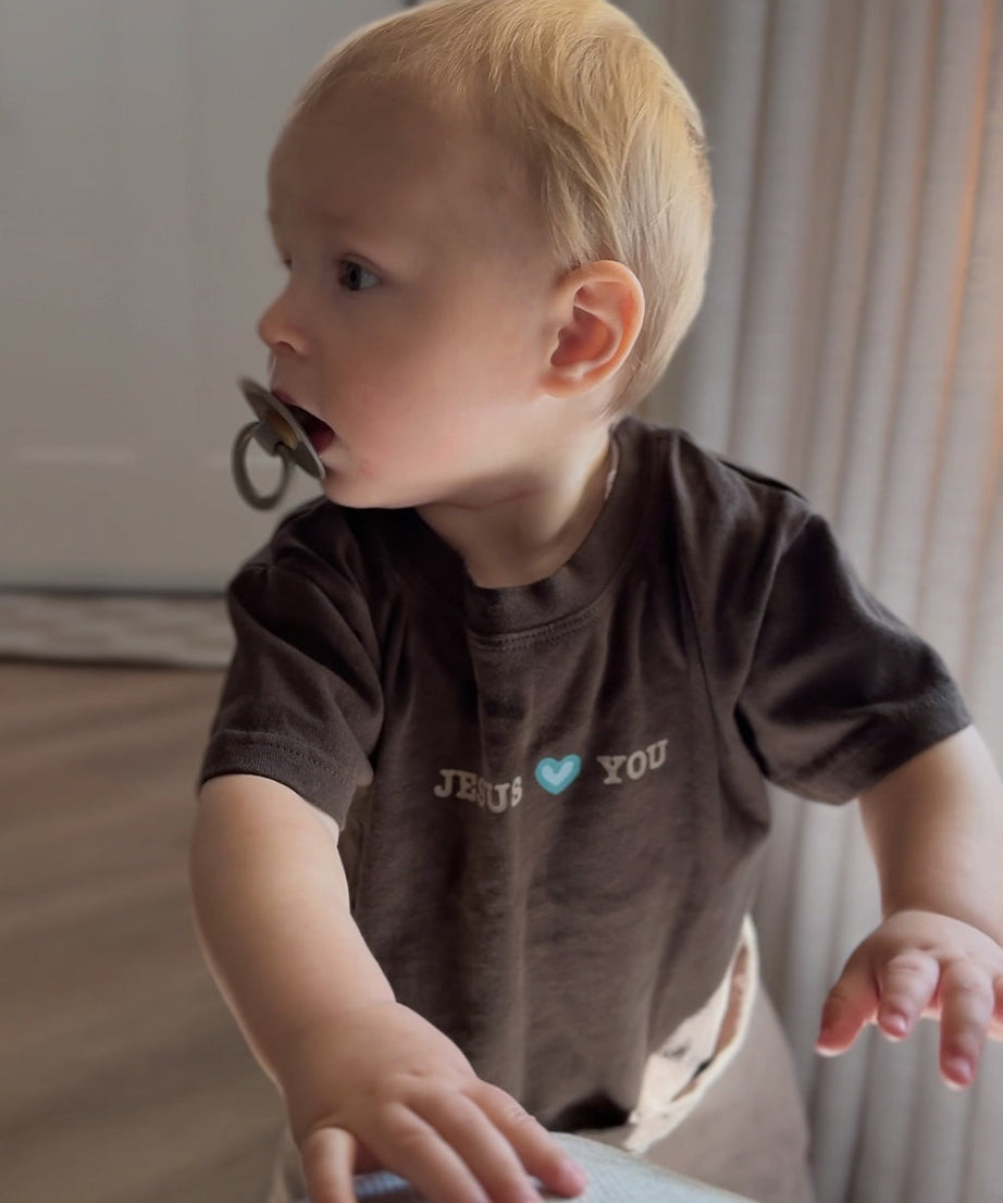 Jesus liebt dich Kinder T-Shirt