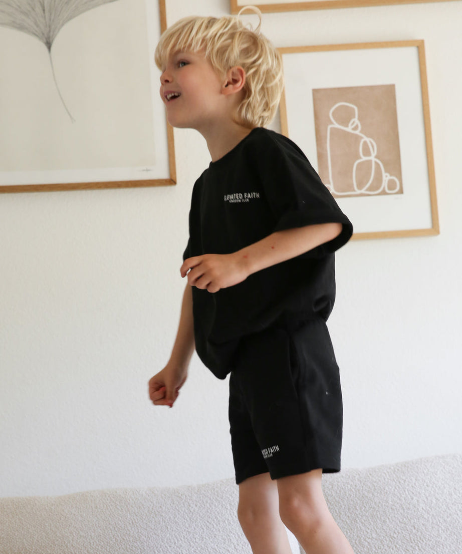 Kingdom Club Schwarzes Kinder-T-Shirt