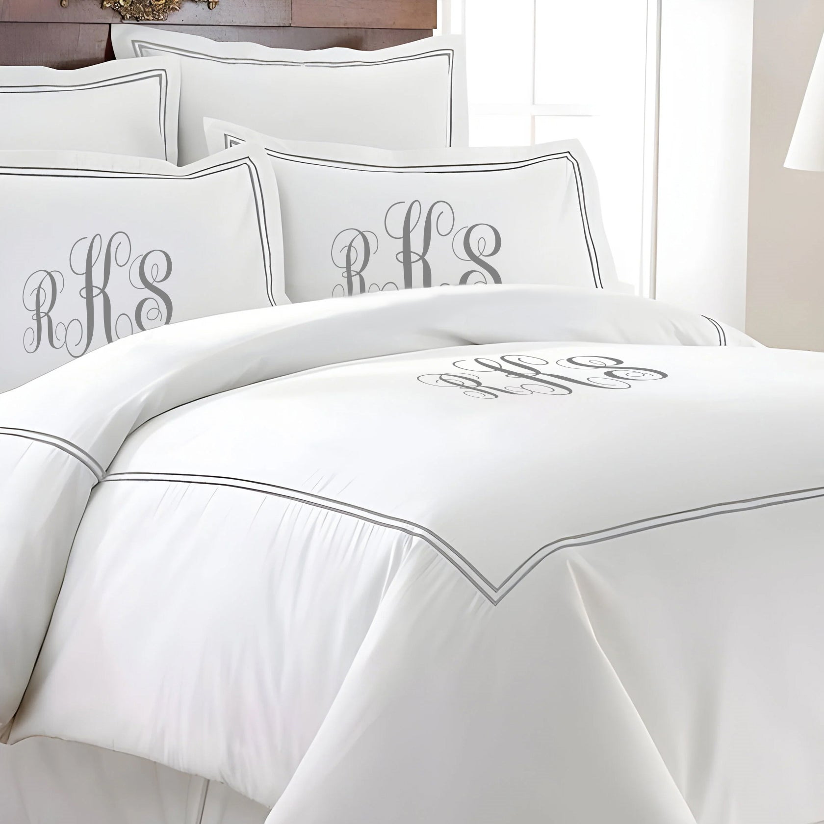 Monogram 400TC Cotton Double Embroidery Sateen Solid Duvet Cover Set