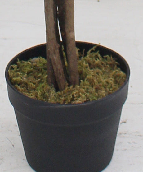 Großer lebensechter Topfbaum