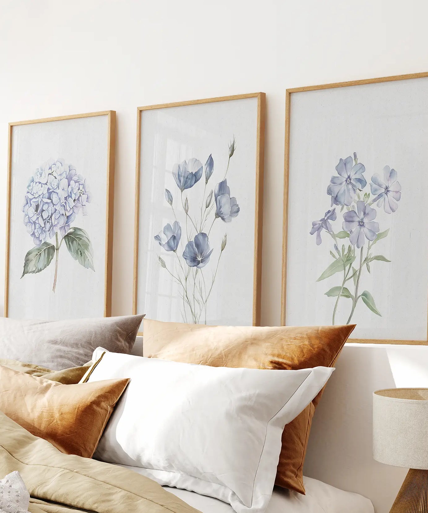 Aquarell blaue Blumen. Wandbild 3-teiliges Set