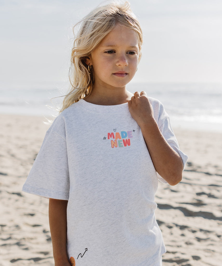 Neues Kinder-T-Shirt