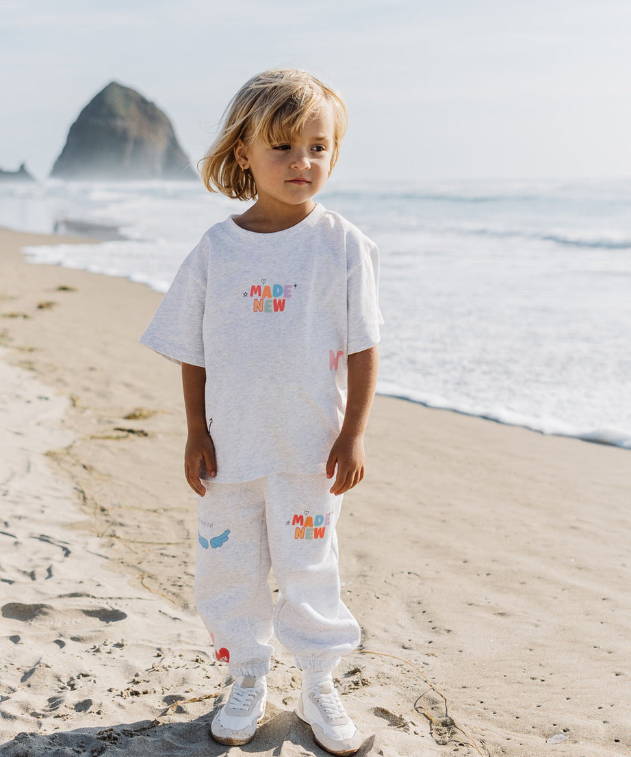 Neues Kinder-T-Shirt