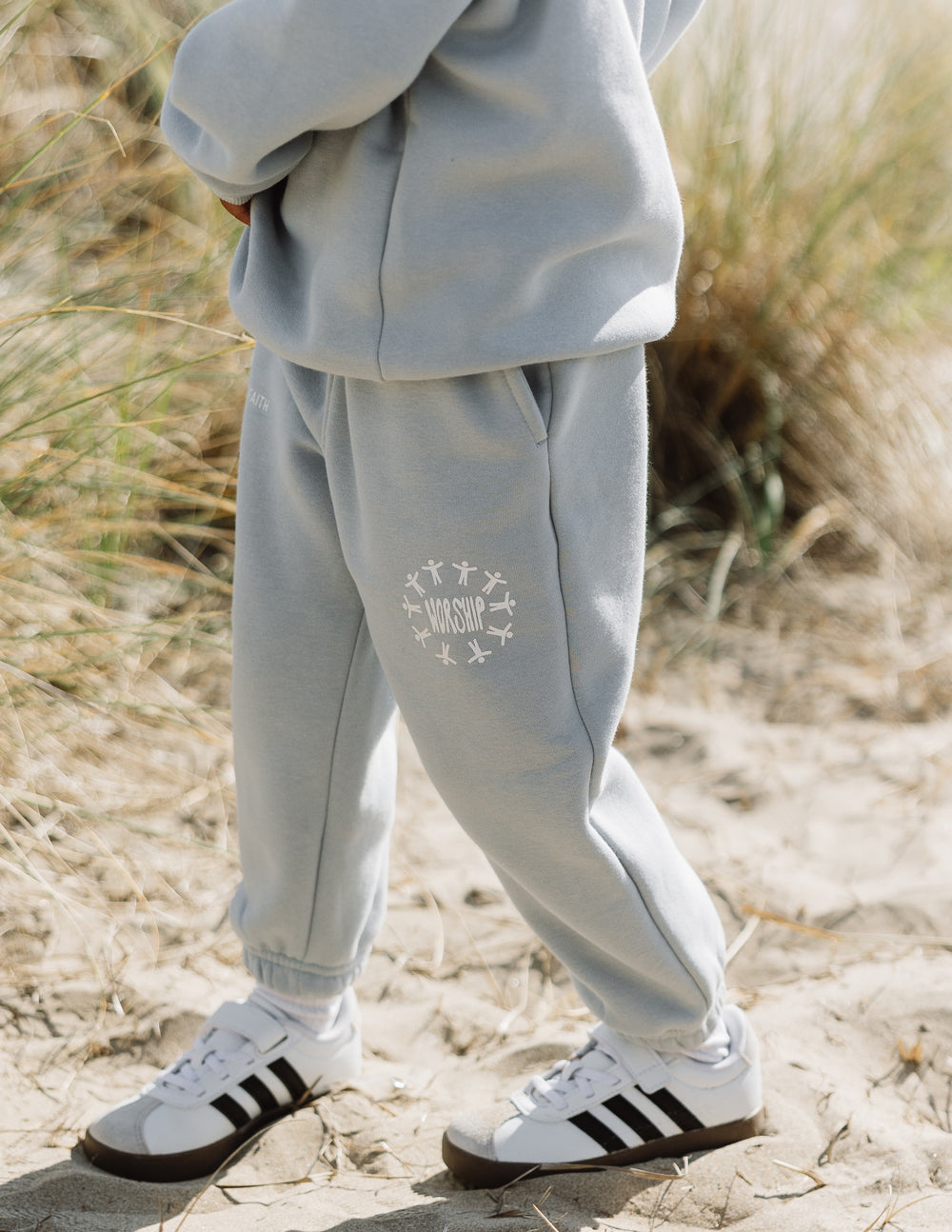 Made To Worship Kinder-Sweatpants