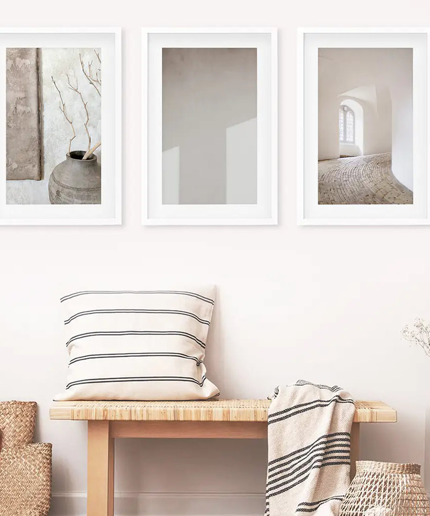 Minimalistische beigefarbene moderne Architektur, 3er-Set Drucke