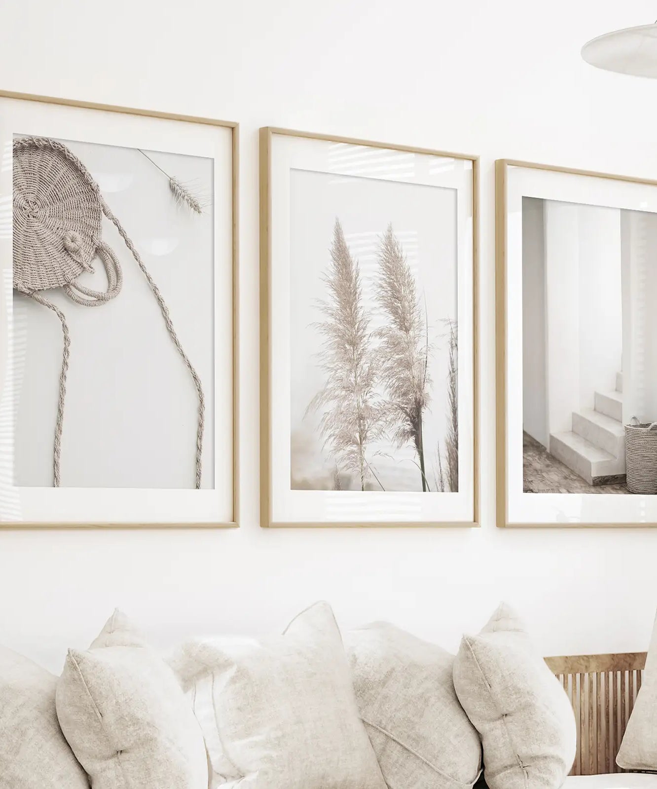 Natürliche Töne Boho Minimalistische Wanddekoration. Pampasgras