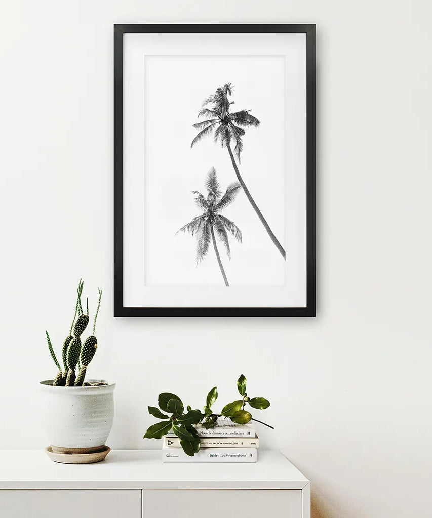 Minimalistisches Schwarz-Weiß-Palmen-Poster. Hawaii-Thema