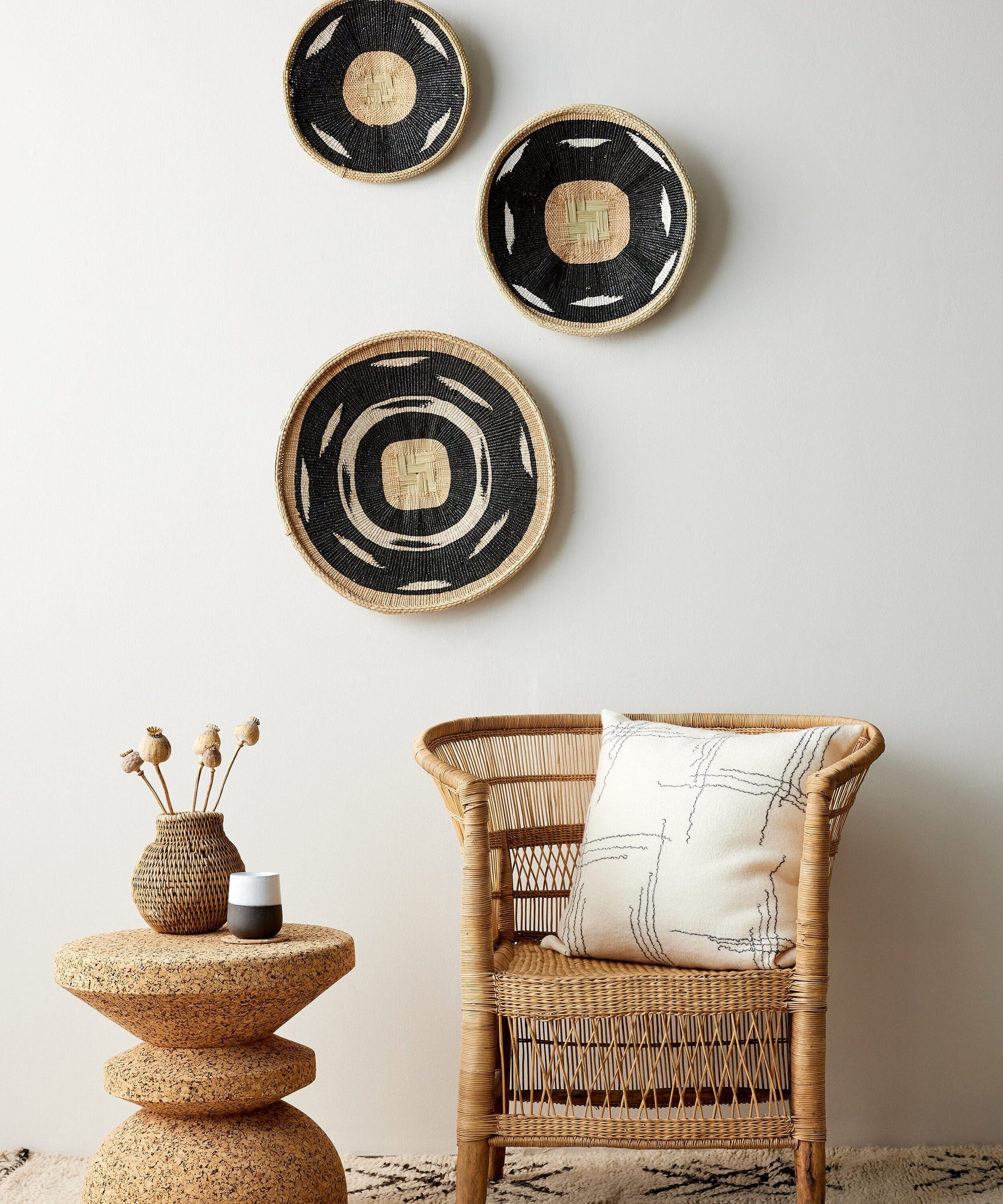 Nolyia Black Flat Basket