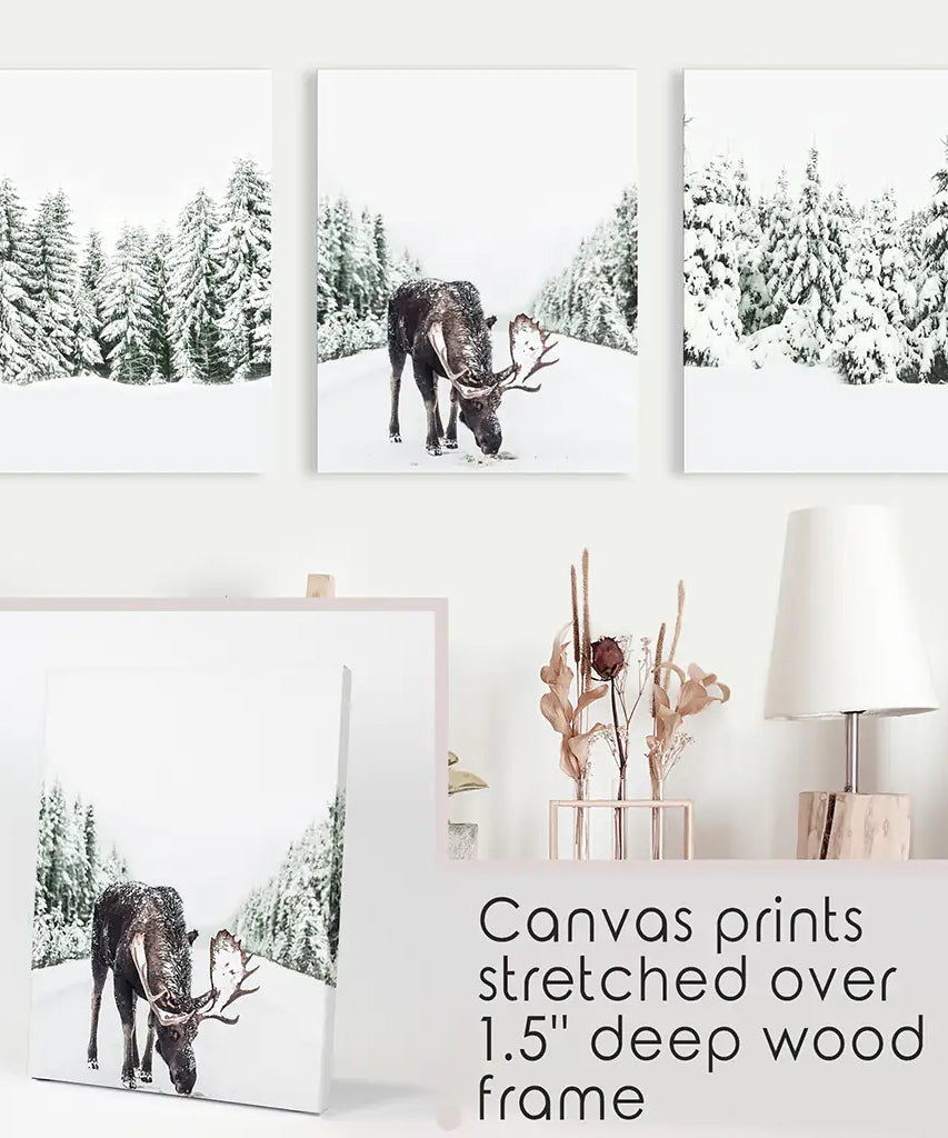 Nordisches Winter-Wandbild 3er-Set. Verschneiter Wald und Elch