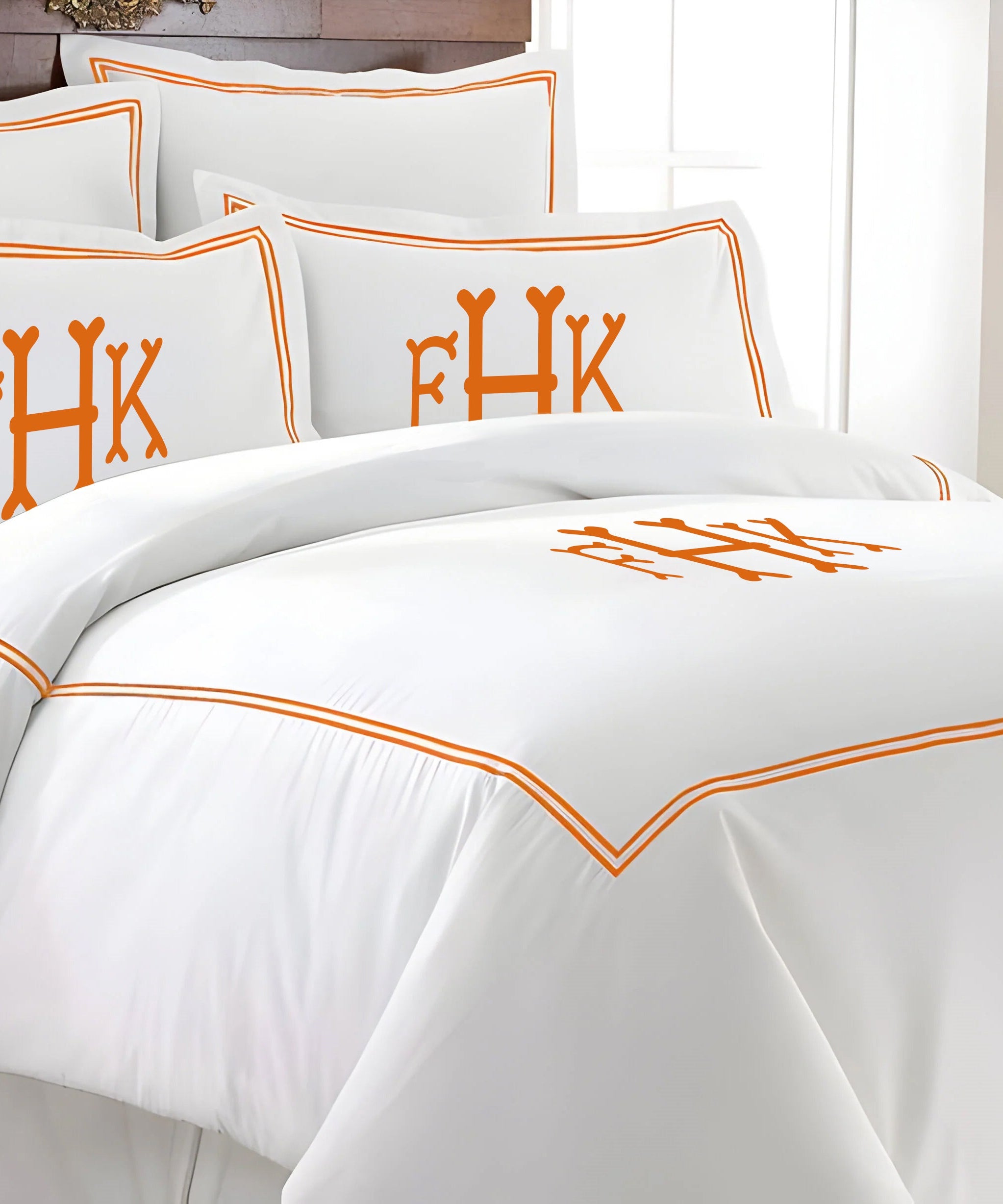 Monogram 400TC Cotton Double Embroidery Sateen Solid Duvet Cover Set