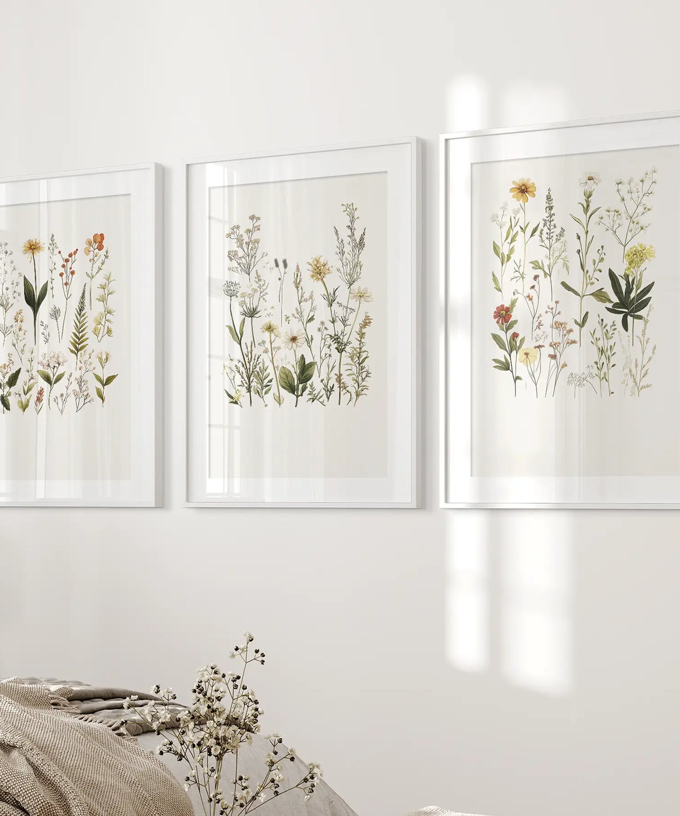 Aquarell-Set 3-teilig. Bunte Wildblumen-Drucke
