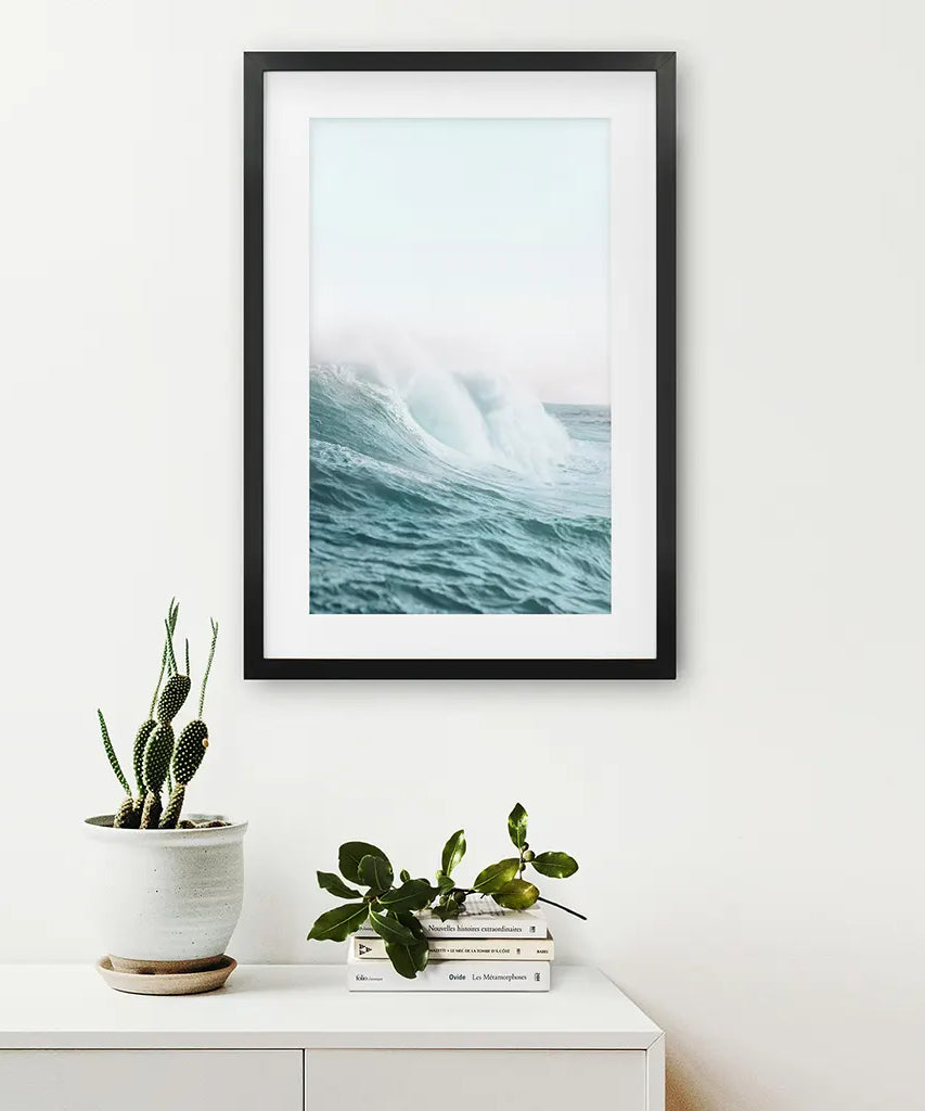 Großer pastellblauer Wellen-Kunstdruck. Maritimes Thema