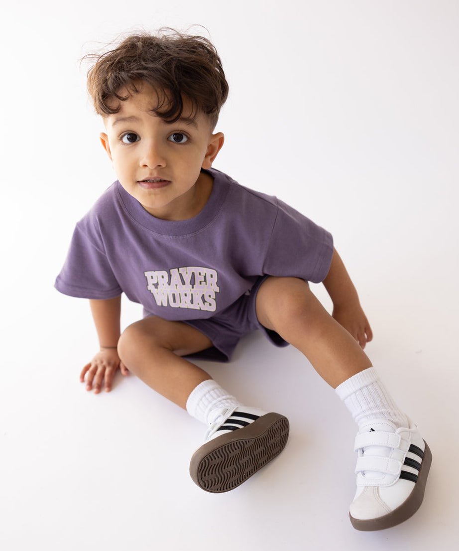 Gebet Wirkt Kinder-T-Shirt