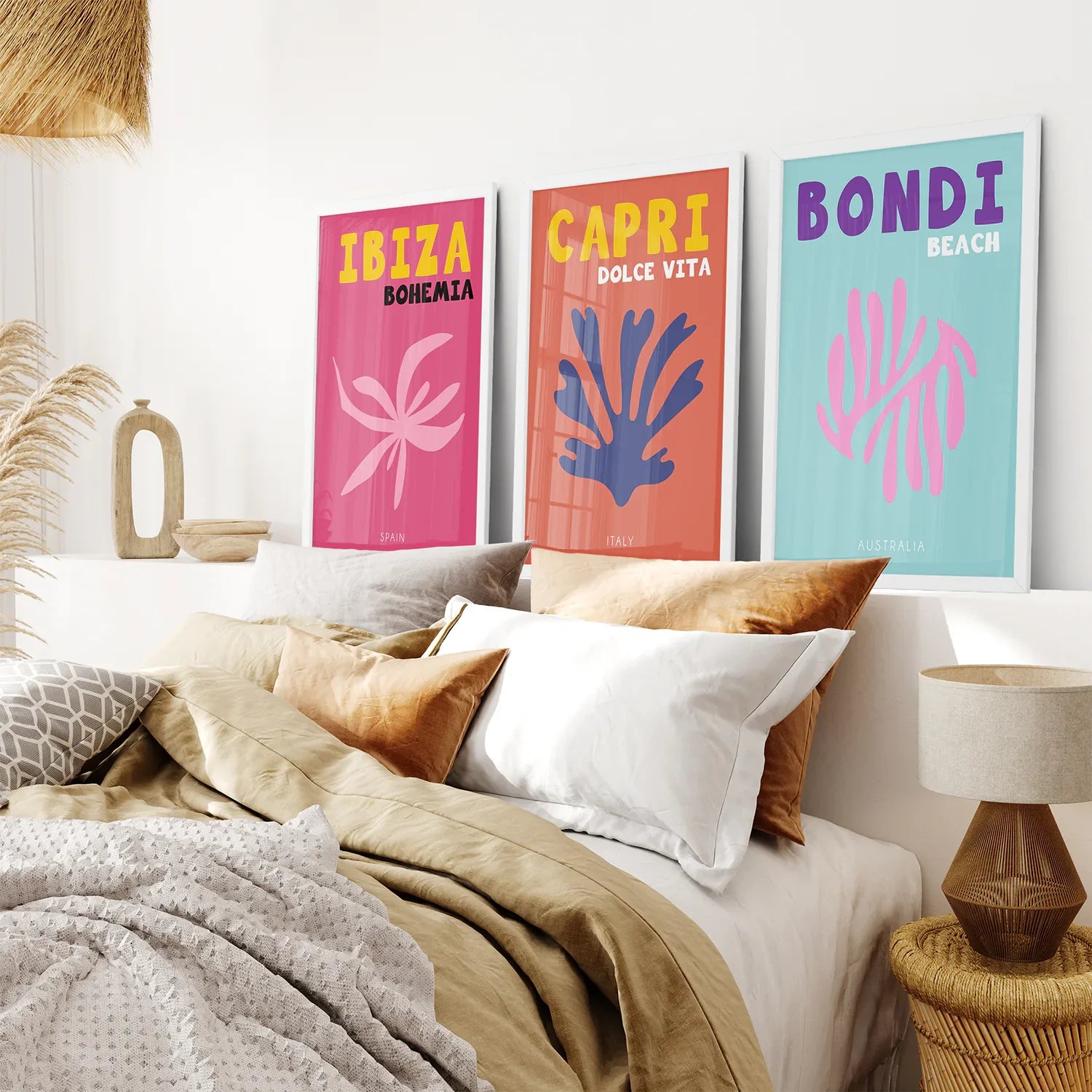 3-teiliges, modernes Wandbild-Set zum Thema Reisen. Italien, Australien, Spanien