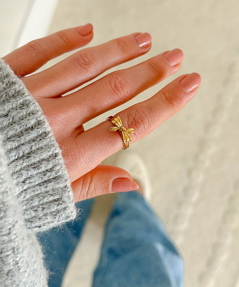 Ribbon Ring
