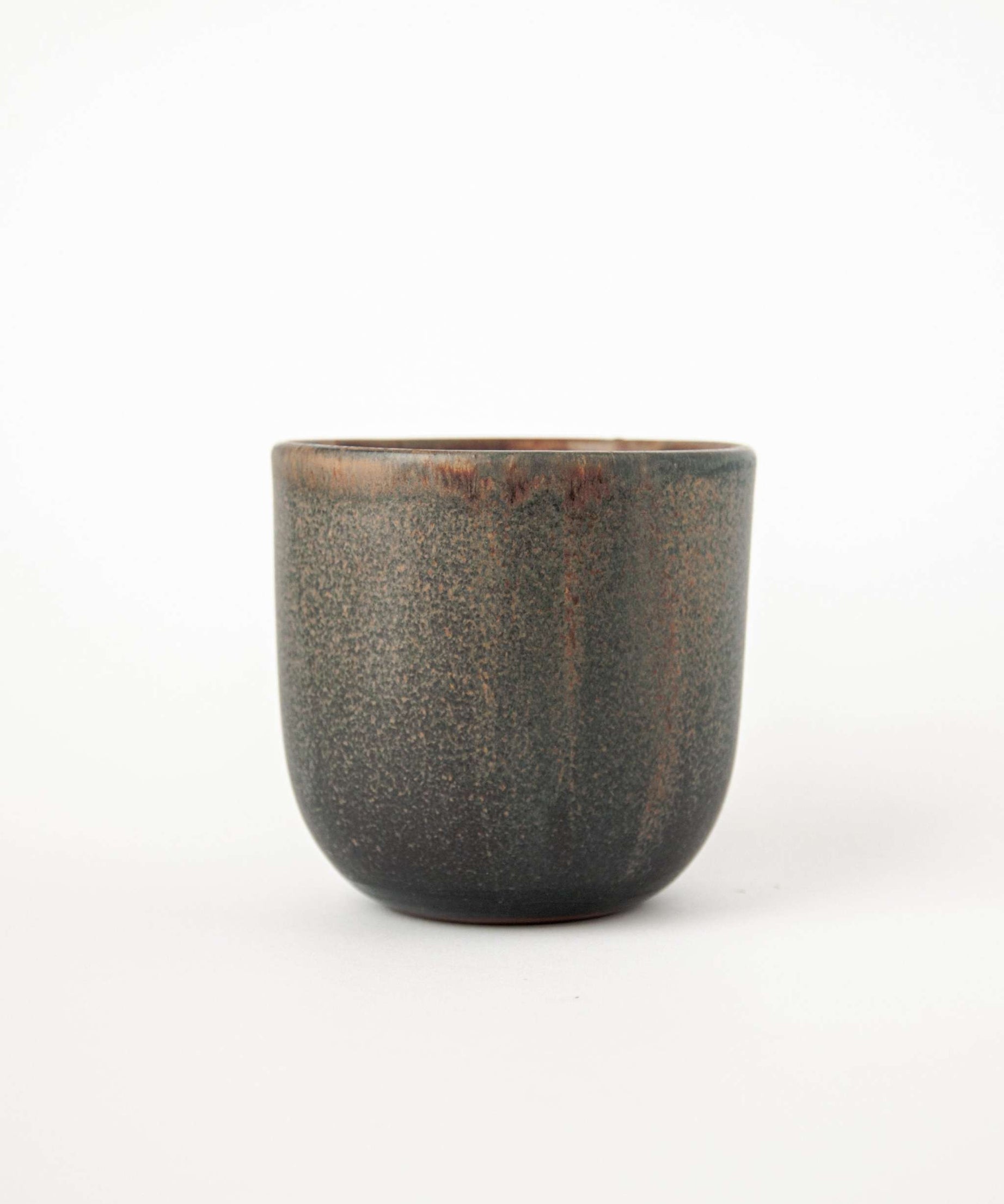 Kaffeetasse aus Rost-Steingut