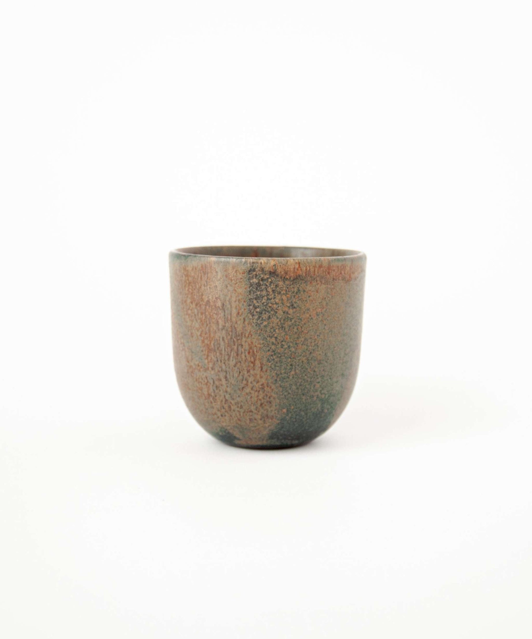Espressotasse aus Steingut, Rostfarben