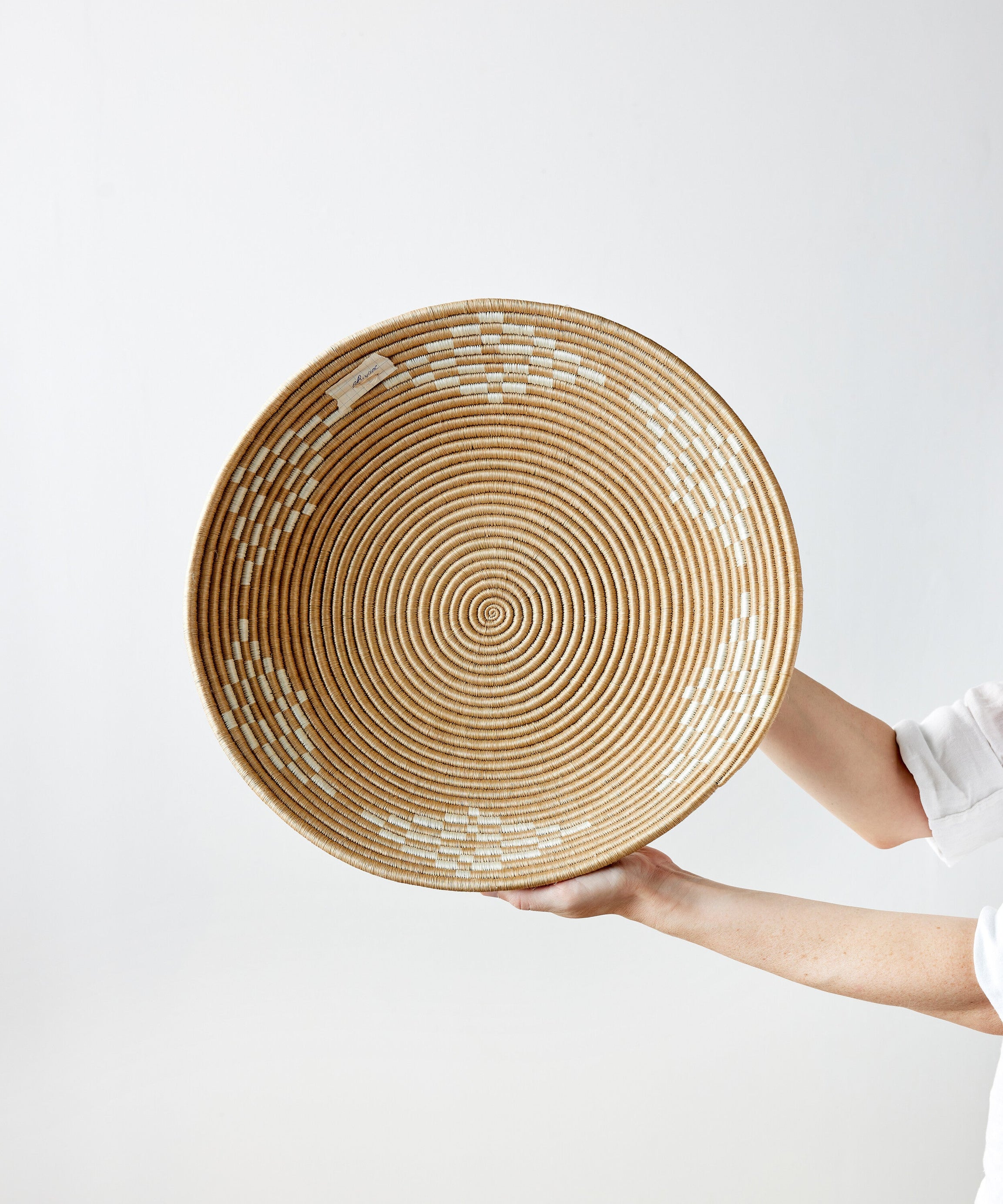 Blonde Rwanda Ivory Diamond Wall Basket