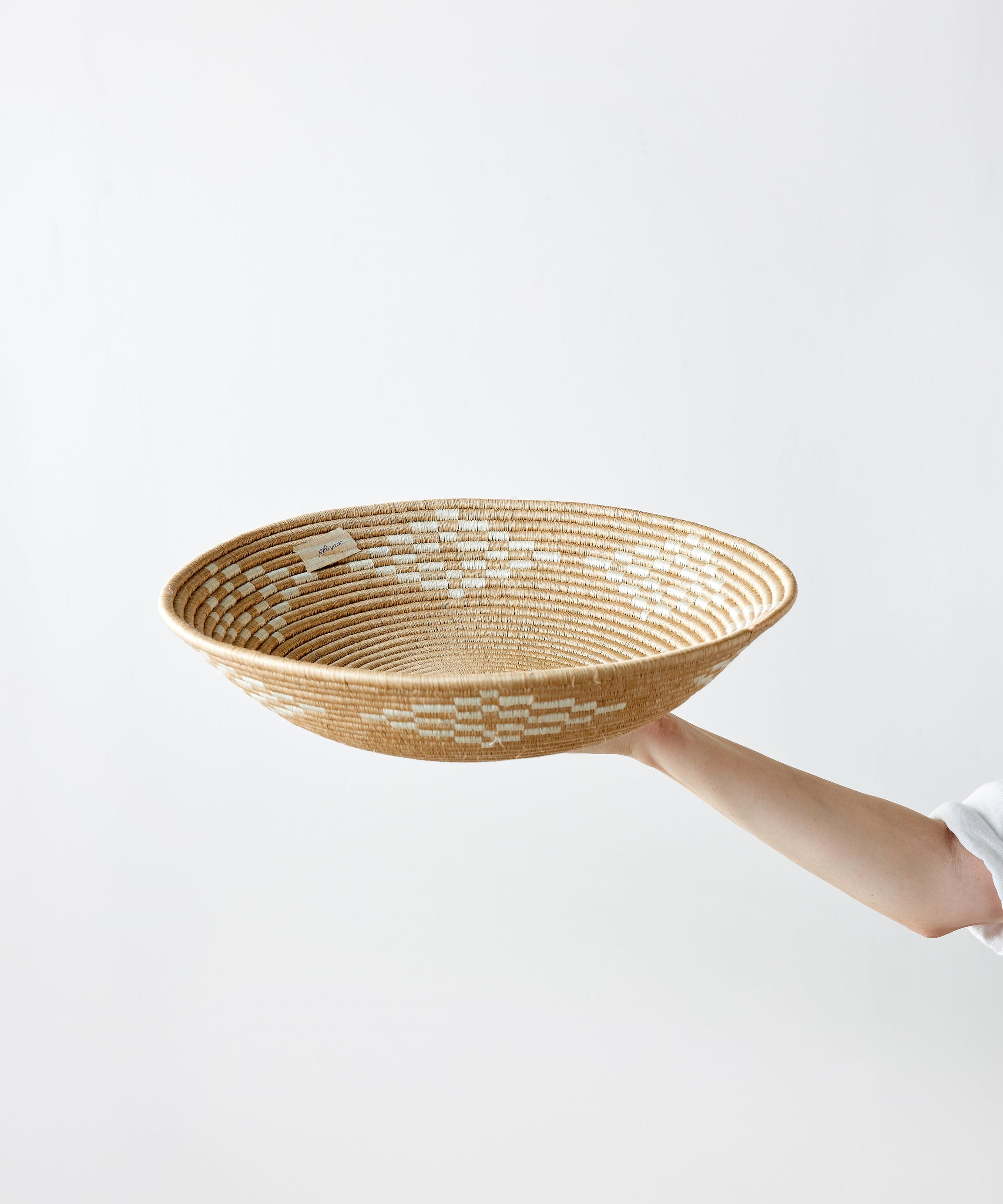Blonde Rwanda Ivory Diamond Wall Basket