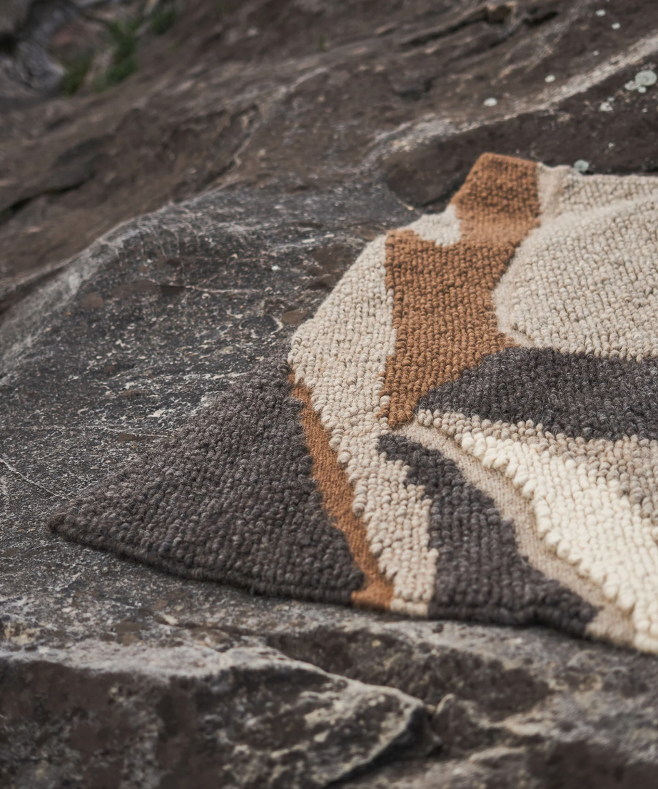 Handgewebter Teppich „Stone“