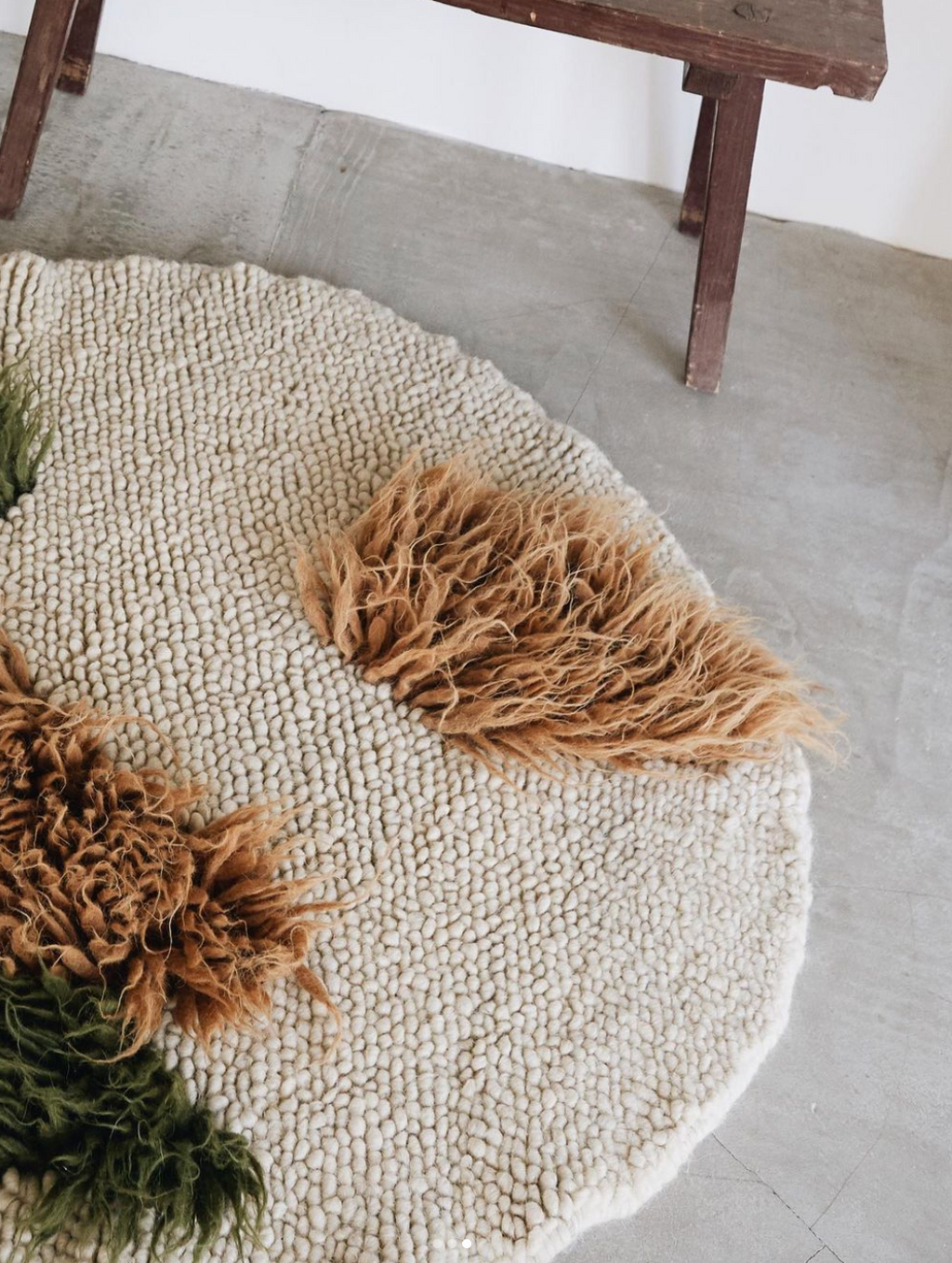 Handwoven Wool Area Round Rug "Forest"