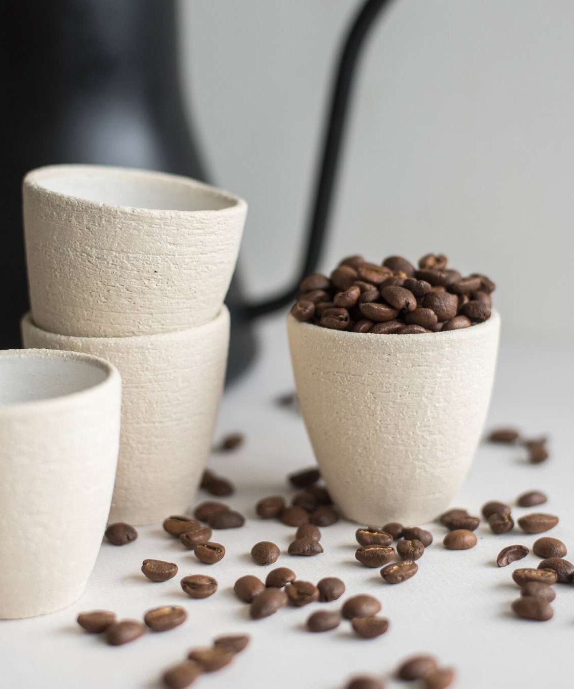 Handgemachte Espressotasse aus Steinzeug