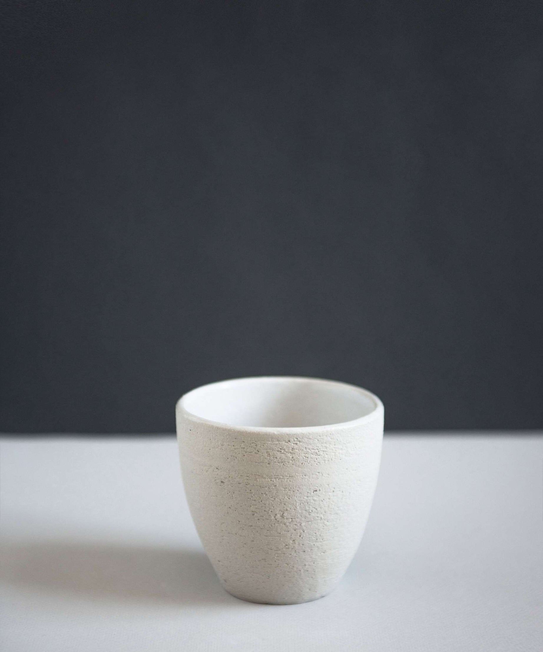 Handgemachte Steingut-Kaffeetasse
