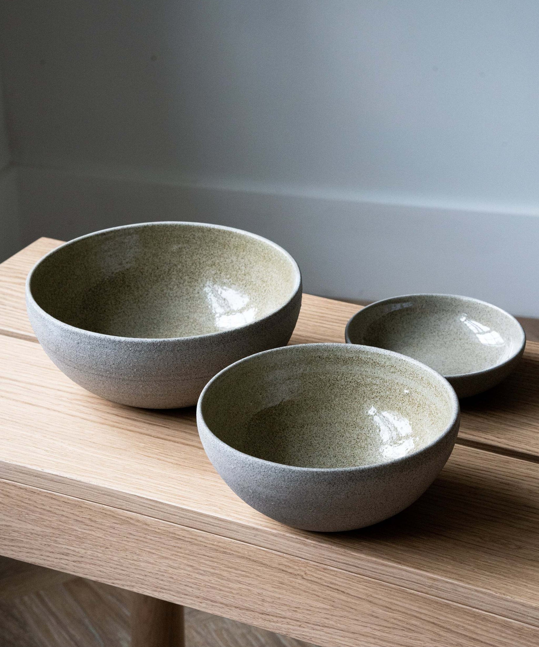 Handgemachte Steingut Ramen-Schale "Concrete"