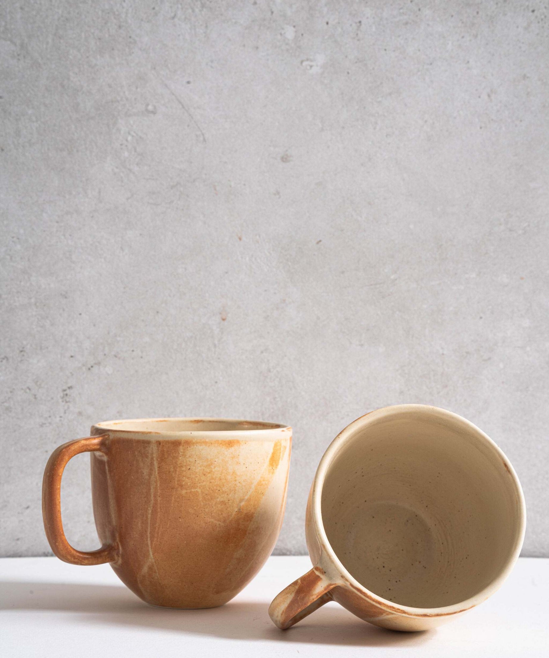 Steingut-Kaffeetasse Beige
