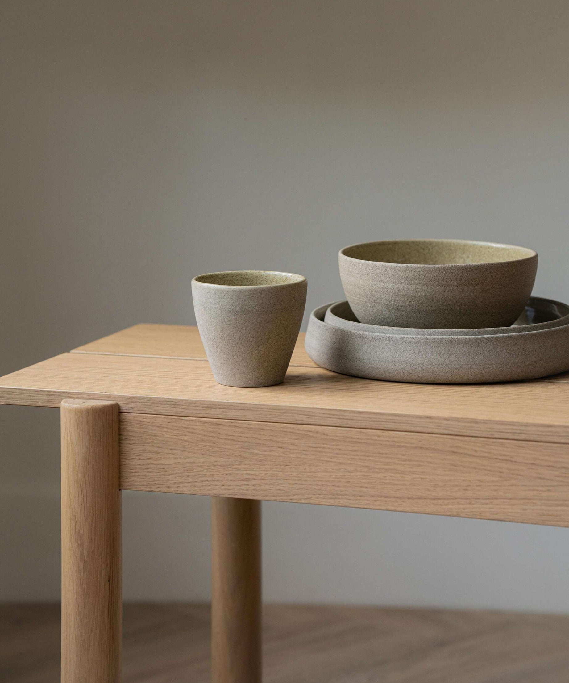 Steingut-Kaffeetasse Betonoptik
