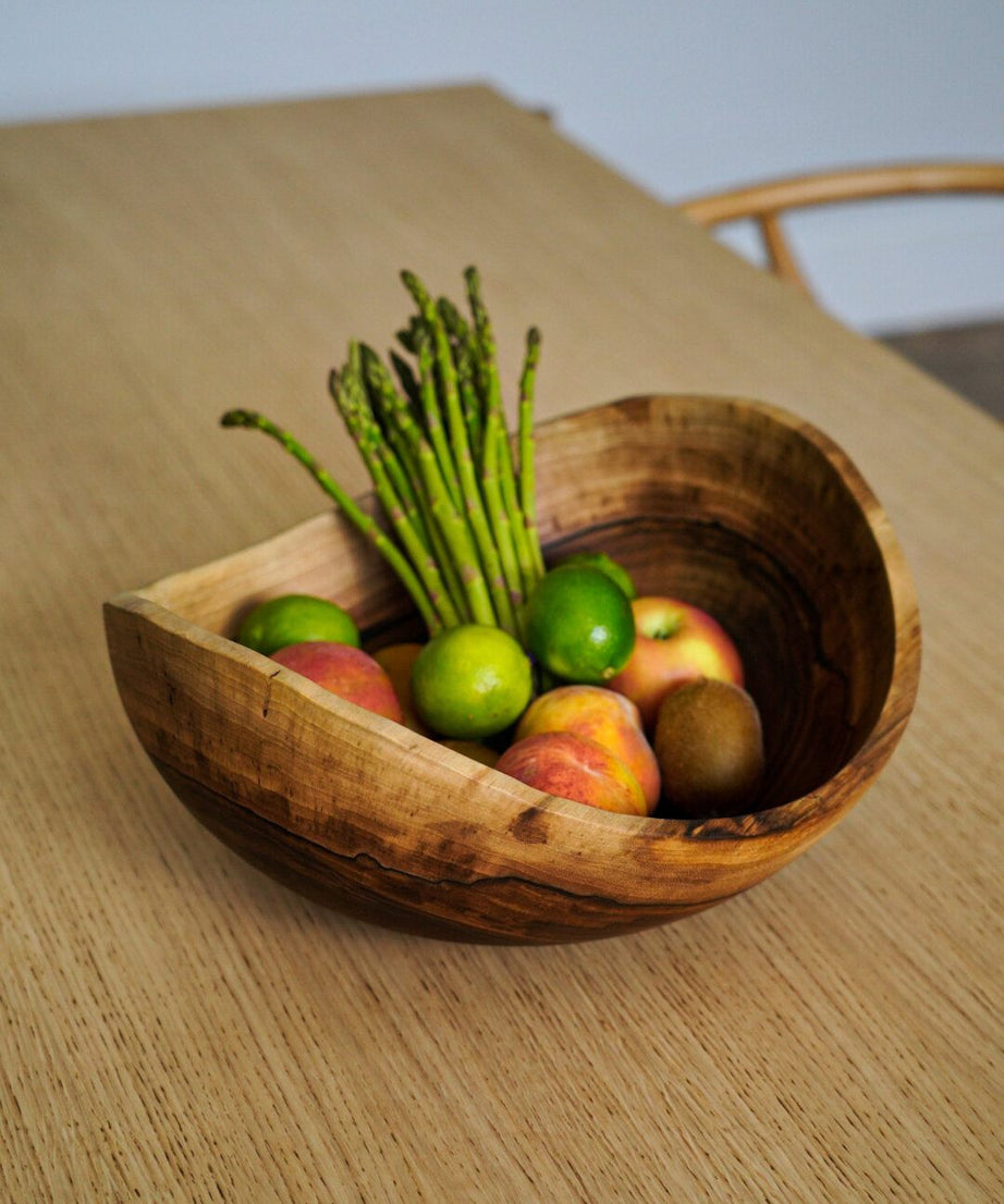 Handgeschnitzte extra große Holzschale
