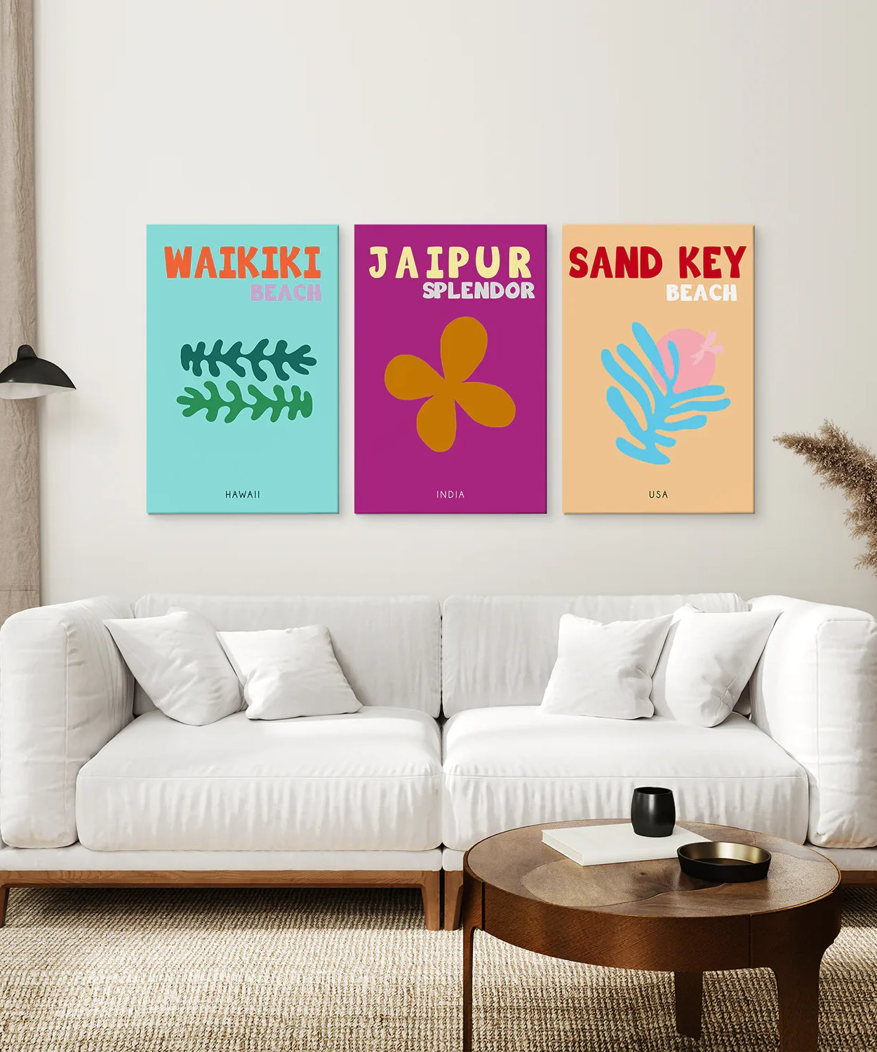 3 trendige Poster im Y2K-Stil. Thema: Sommerreise