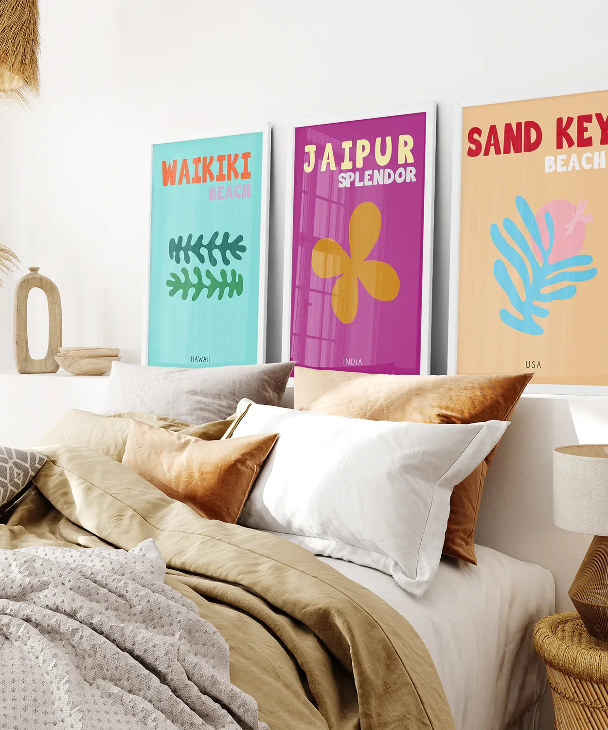 3 trendige Poster im Y2K-Stil. Thema: Sommerreise