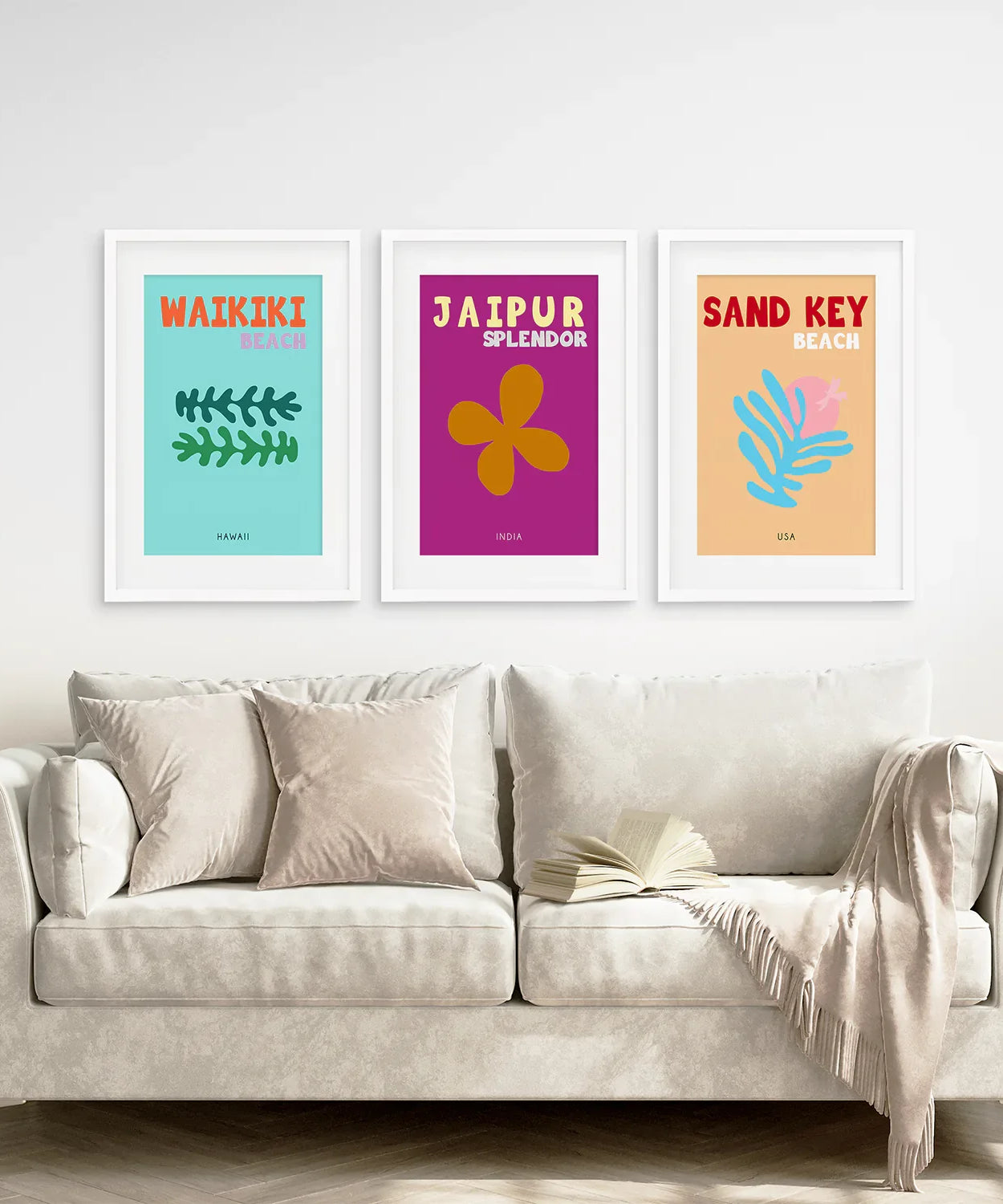 3 trendige Poster im Y2K-Stil. Thema: Sommerreise