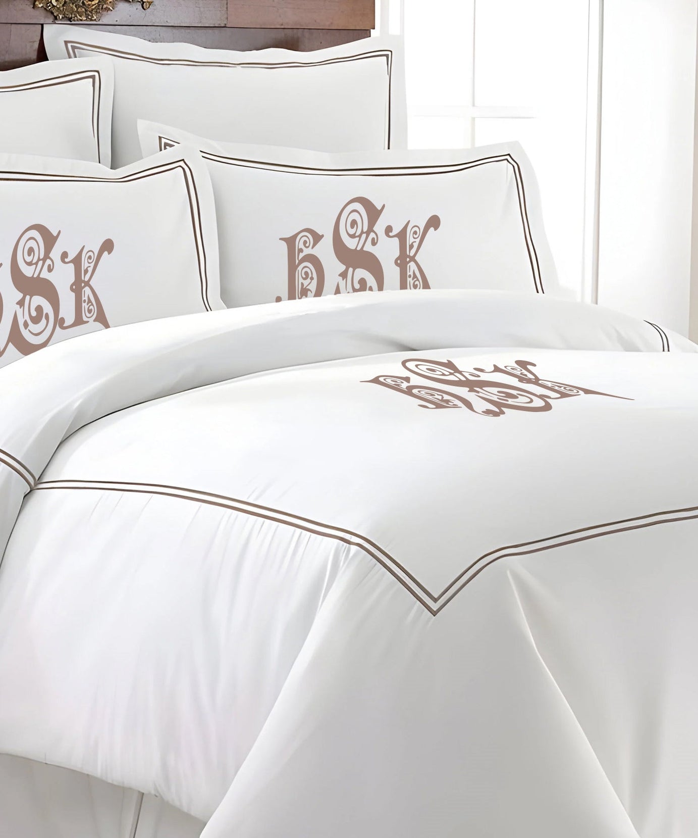 Monogram 400TC Cotton Double Embroidery Sateen Solid Duvet Cover Set