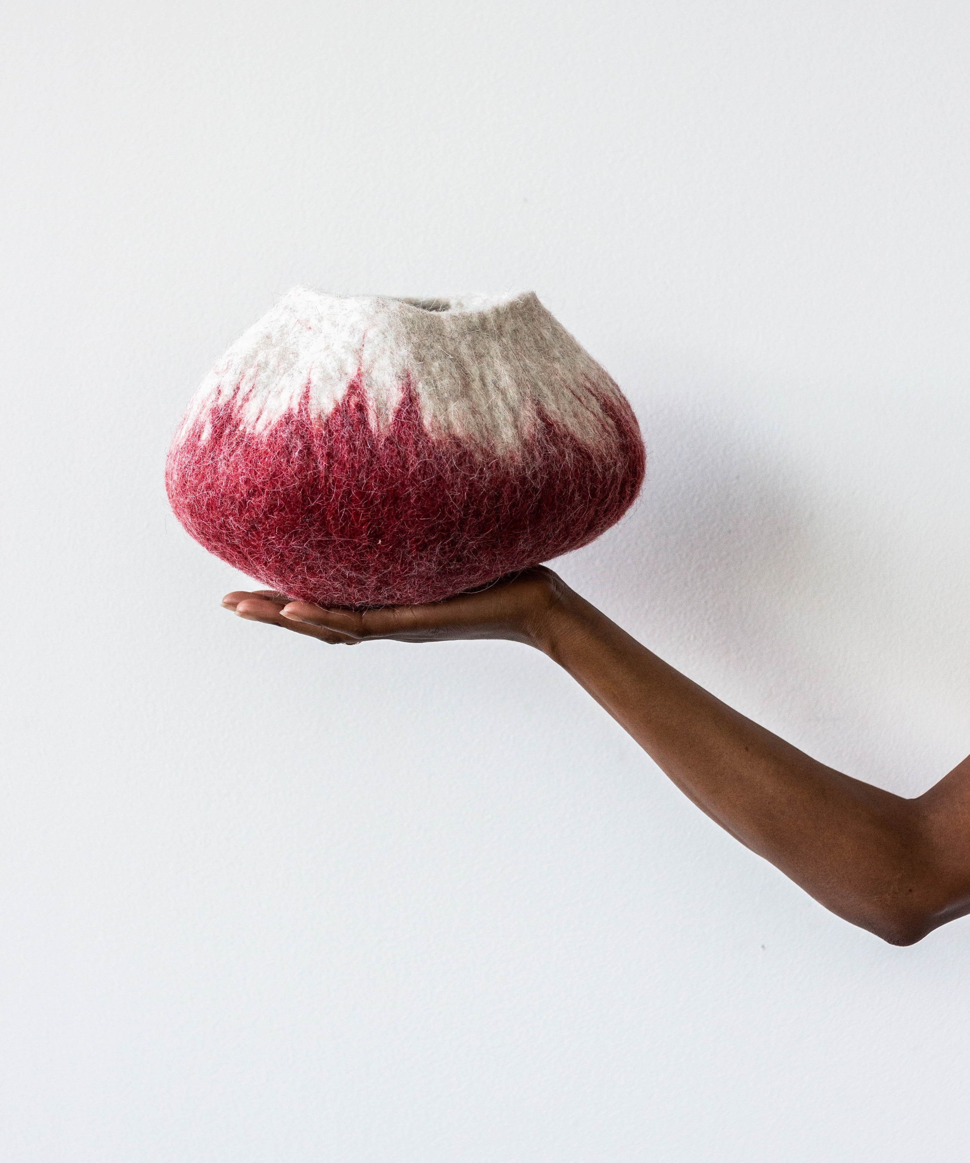 Berry Red Ombre Decorative Wool Ukhamba Bowl