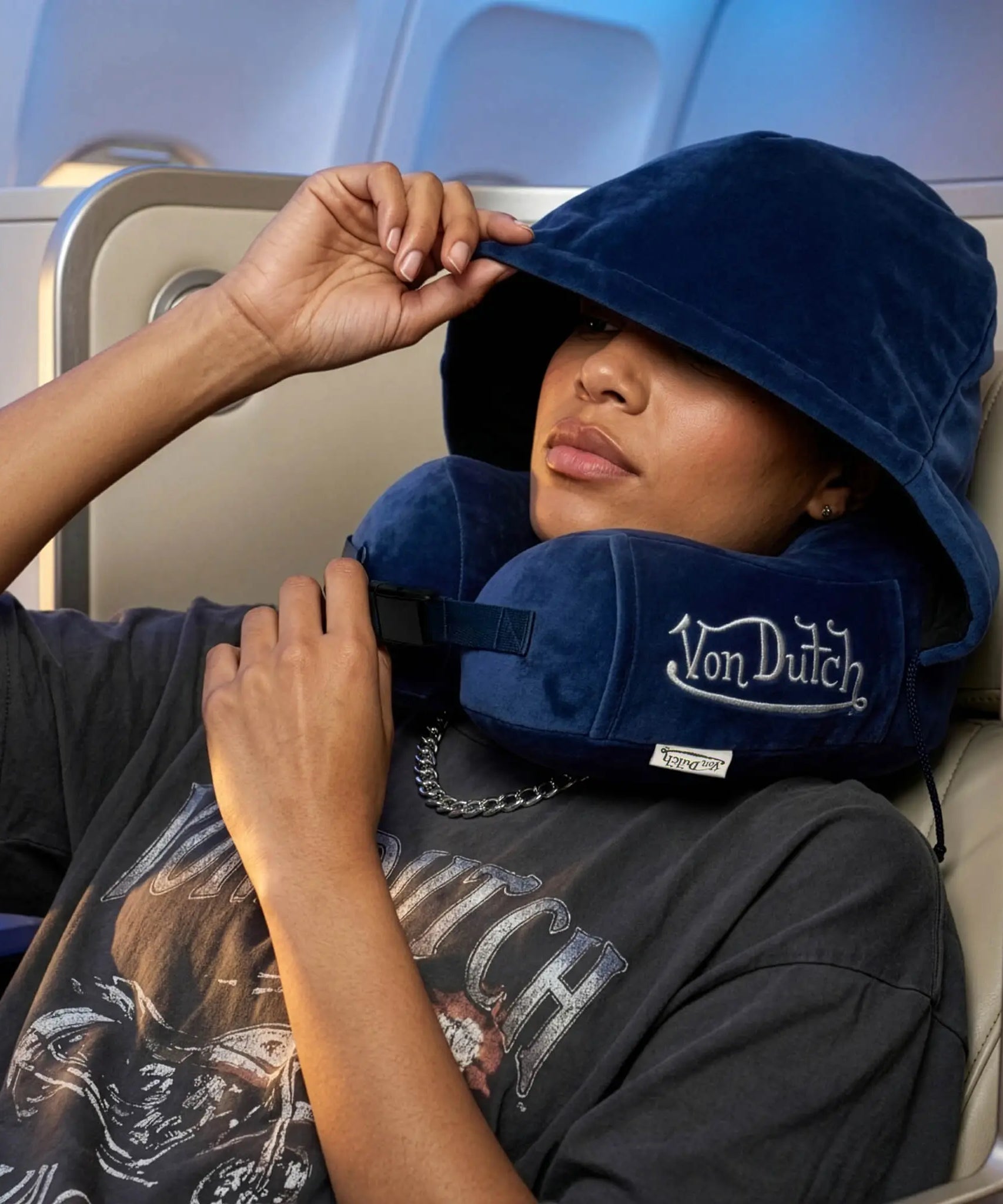 Eyeconic Fliegender Augapfel Kapuzen-Ergonomisches Nackenkissen aus Memory-Schaumstoff für Reisen