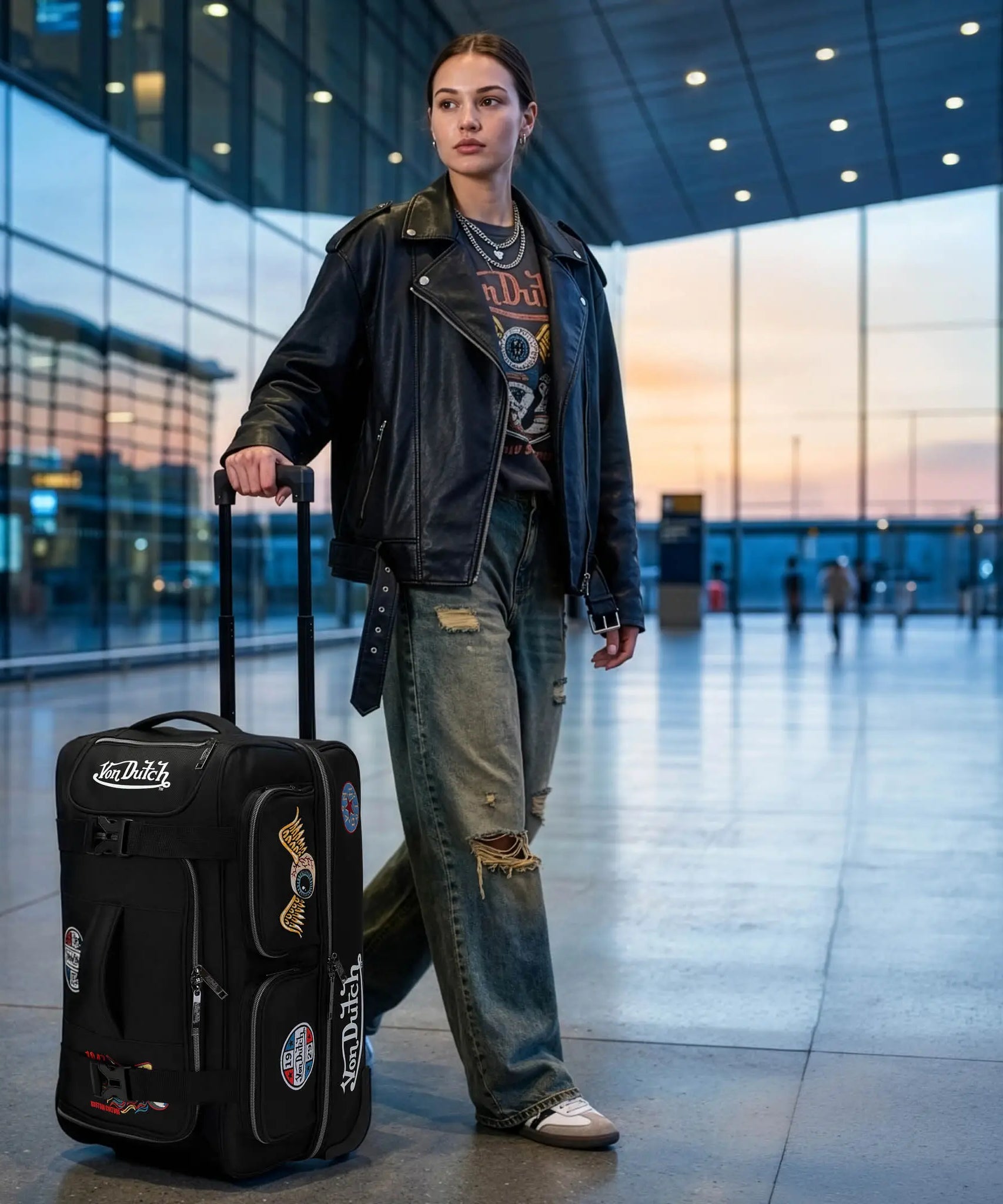 Signature Patch 28" Rollbare Reisetasche mit Karomuster
