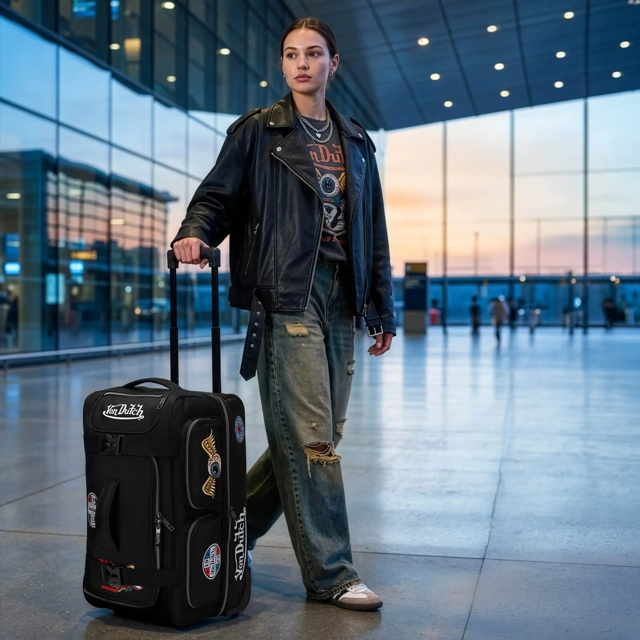 Signature Patch 28" Rollbare Reisetasche mit Karomuster