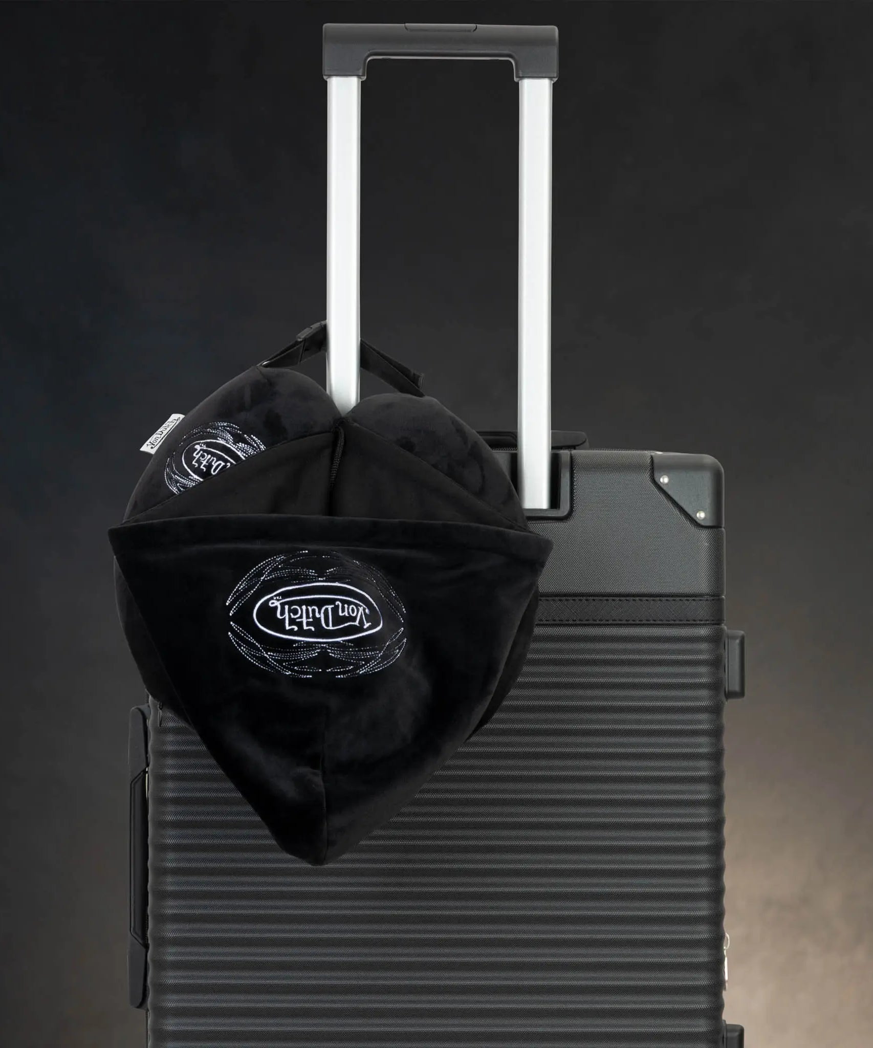 Von Dutch Pinstripe Kapuzen-Kopfkissen aus Memoryschaum