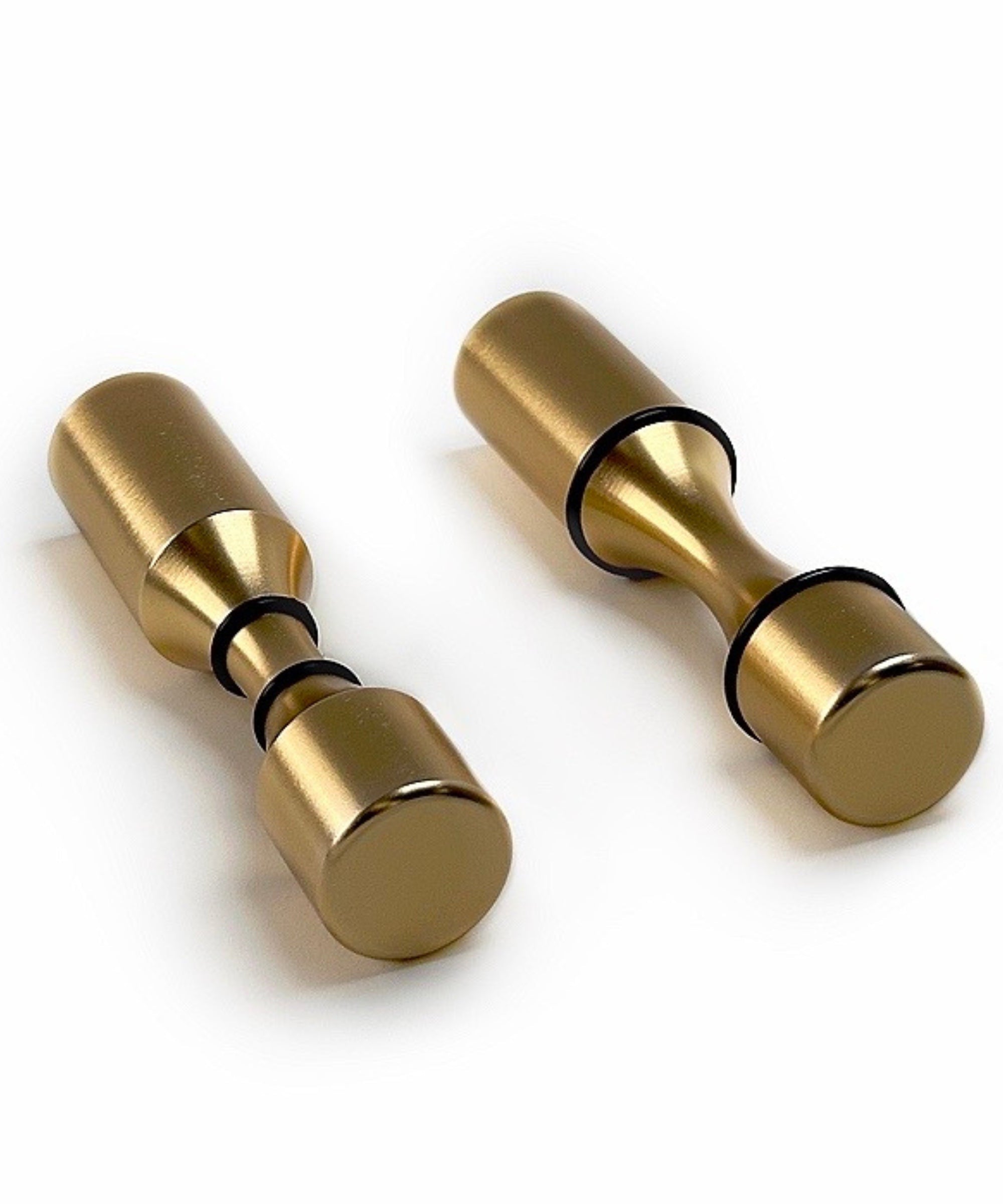 Label-Forward Wine Peg